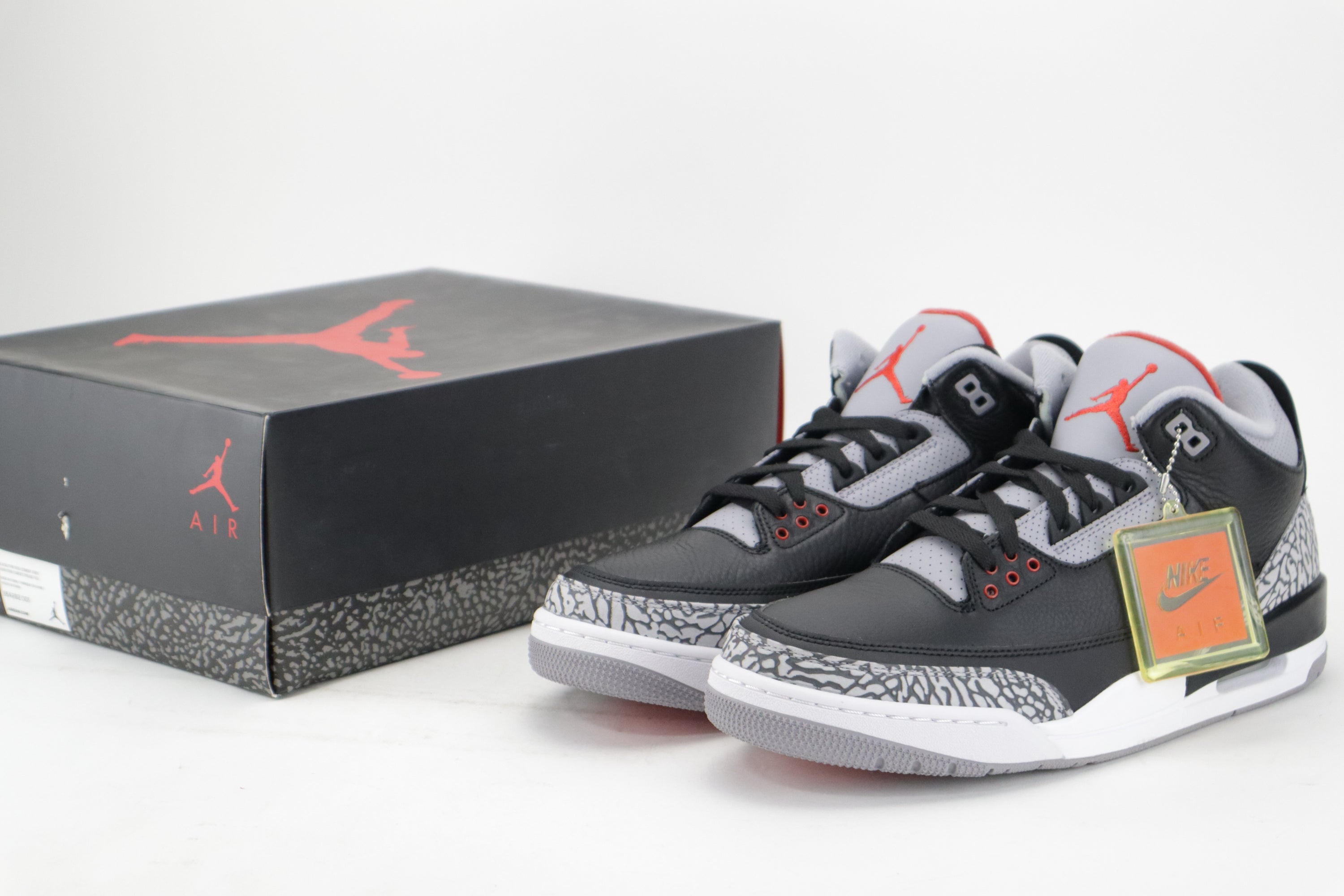 RETRO 3 "BLACK CEMENT" 2018