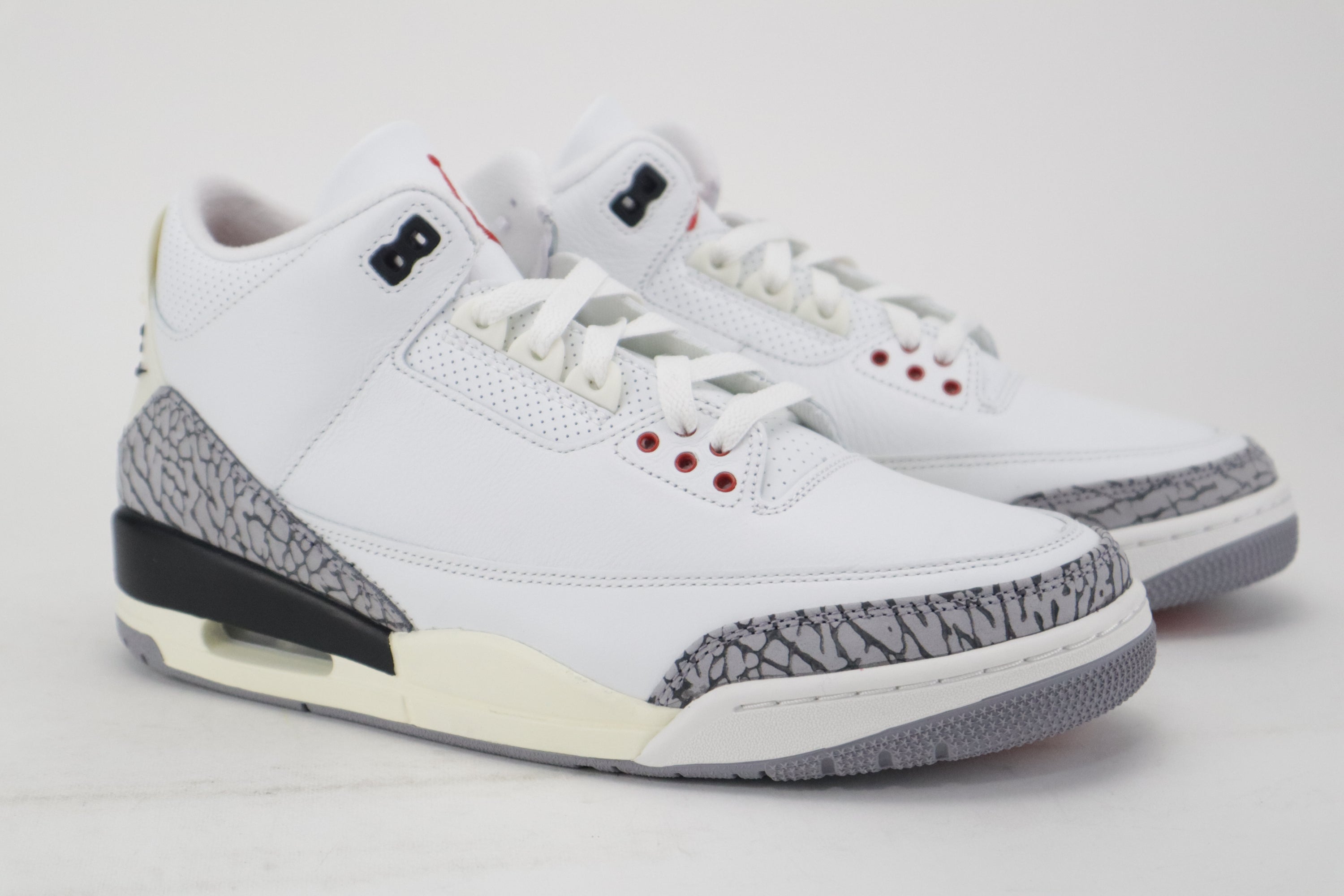 RETRO 3 "REIMAGINED WHITE CEMENT"