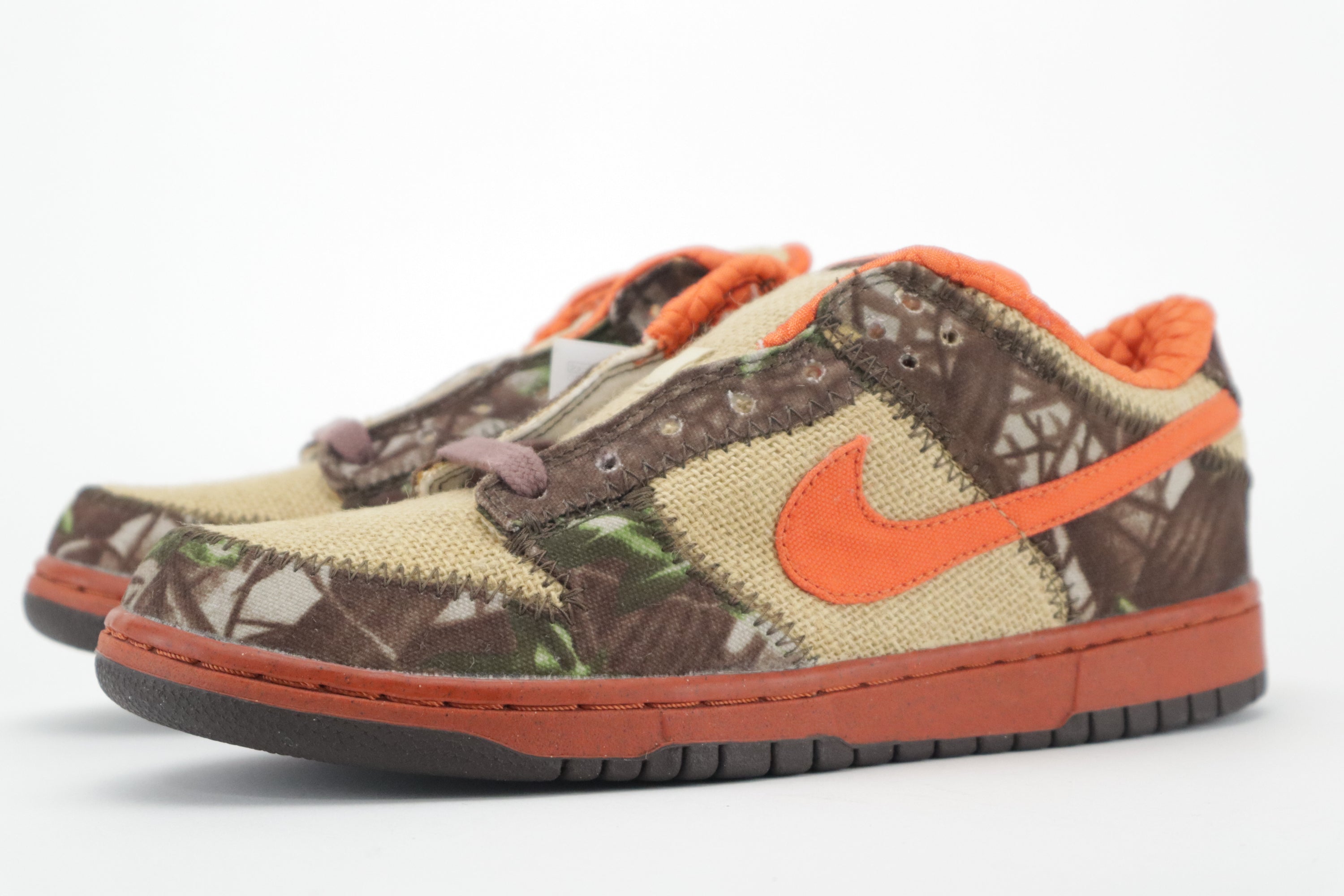 DUNK LOW PRO SB "REESE FORBES / HUNTER"