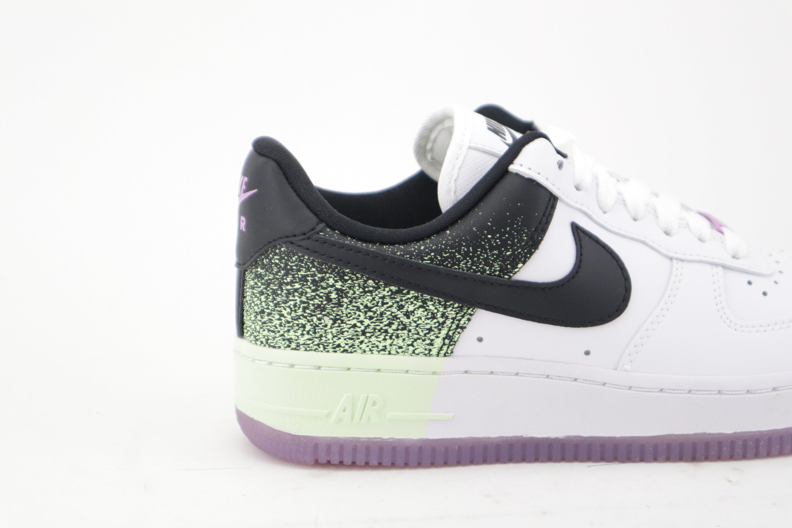 AIR FORCE 1 07' "BARELY VOLT"