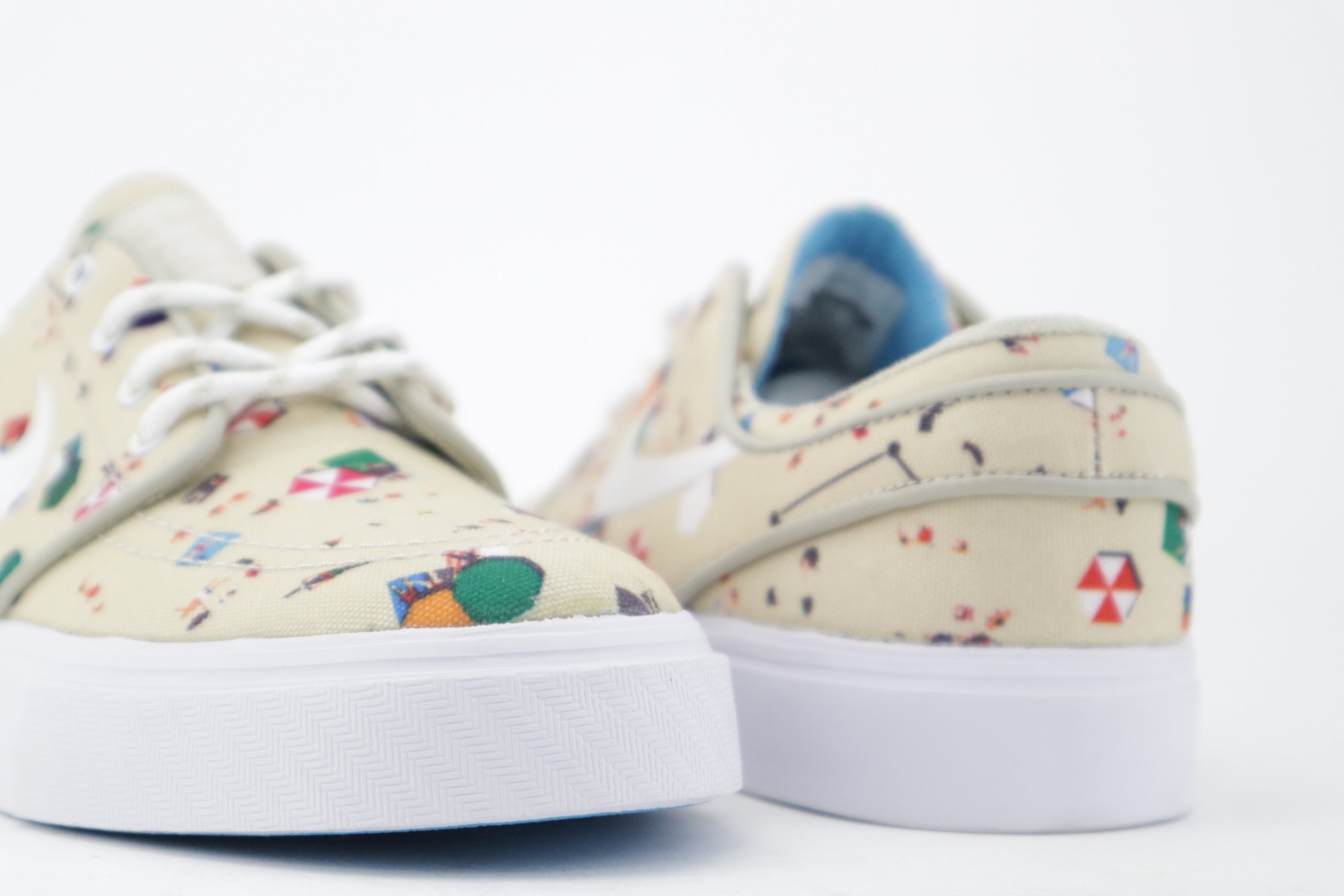 ZOOM STEFAN JANOSKI CNVS PR QS "BEACH"