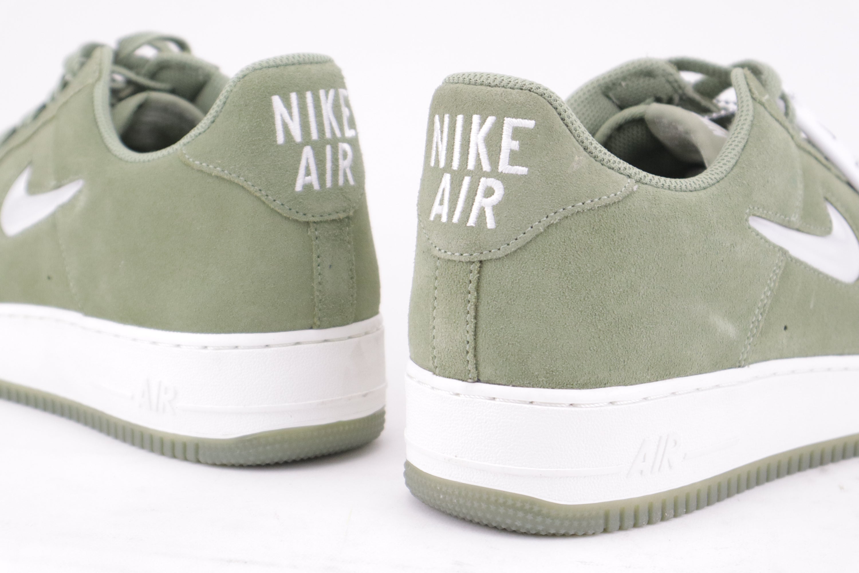 AIR FORCE 1 LOW RETRO "OLIVE JEWEL"