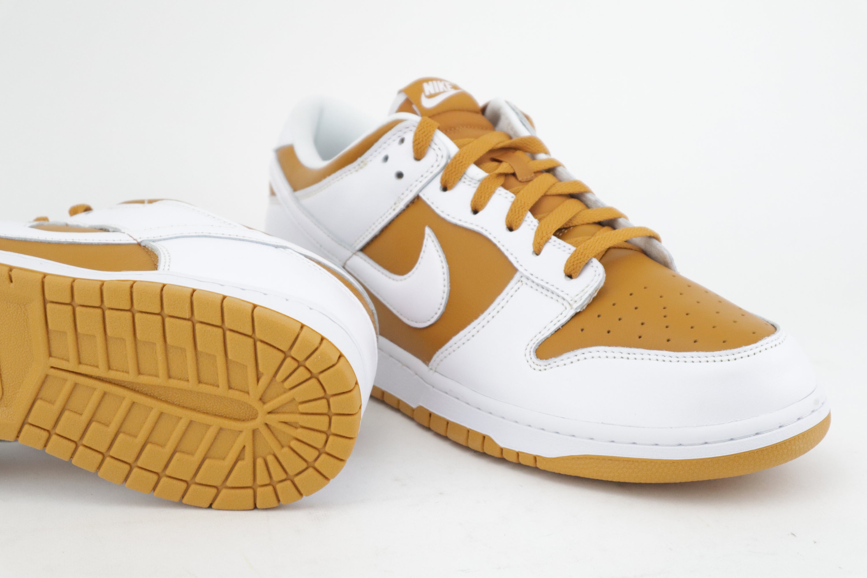 DUNK LOW QS "DARK CURRY"