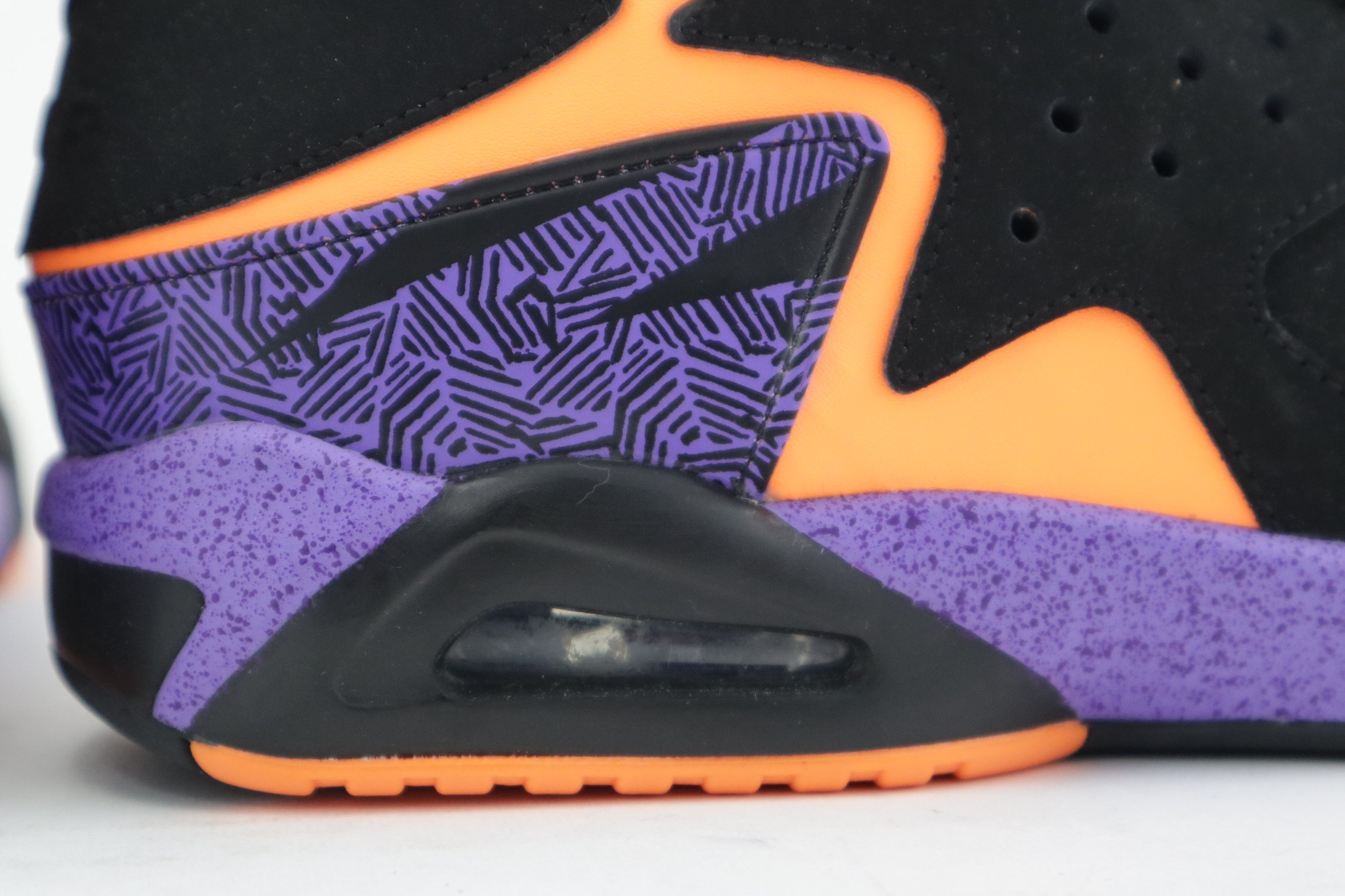 AIR TECH CHALLENGE HUARACHE "SUNS"