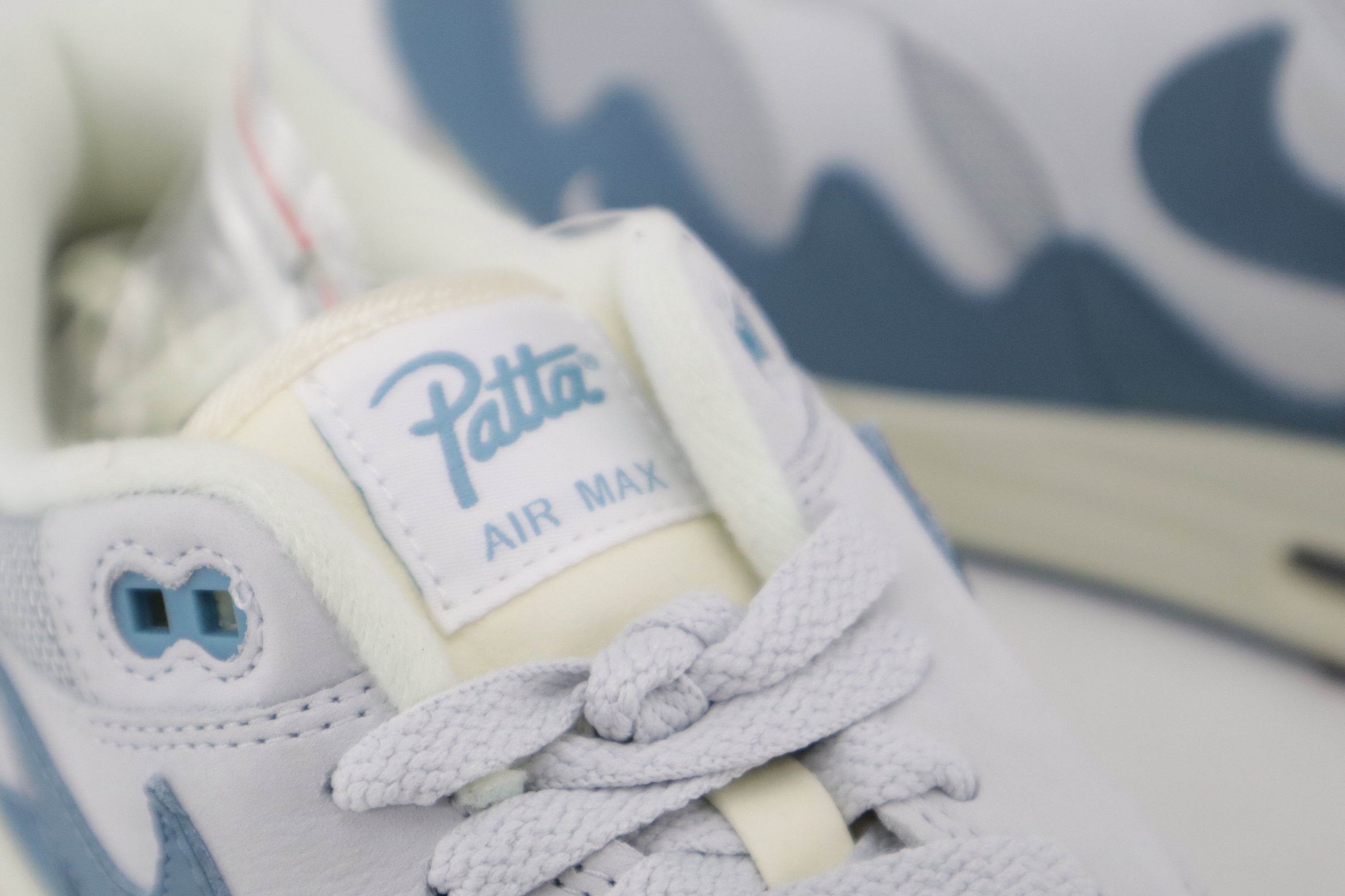 AIR MAX 1 X PATTA "WAVES"