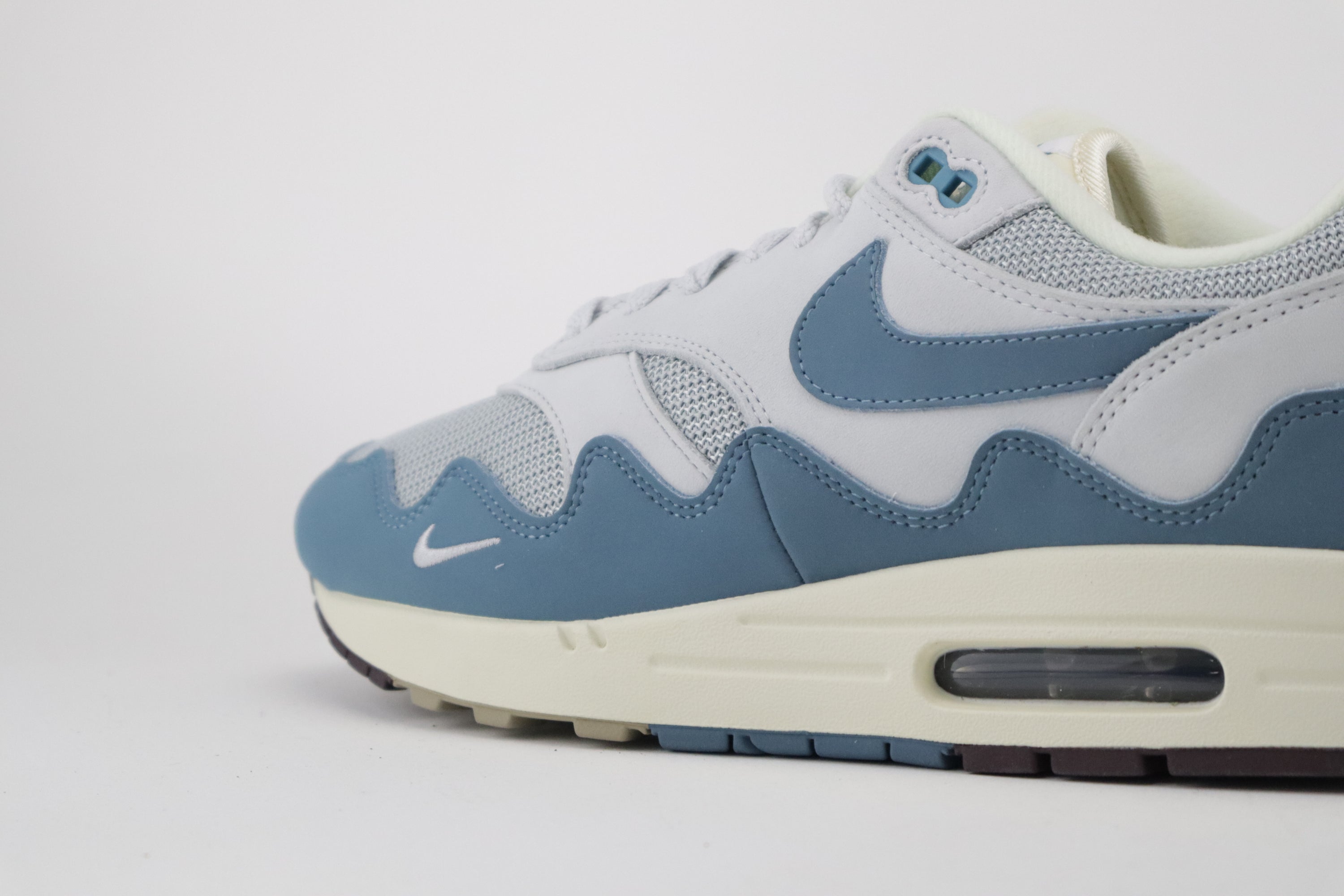 AIR MAX 1 X PATTA "WAVES"
