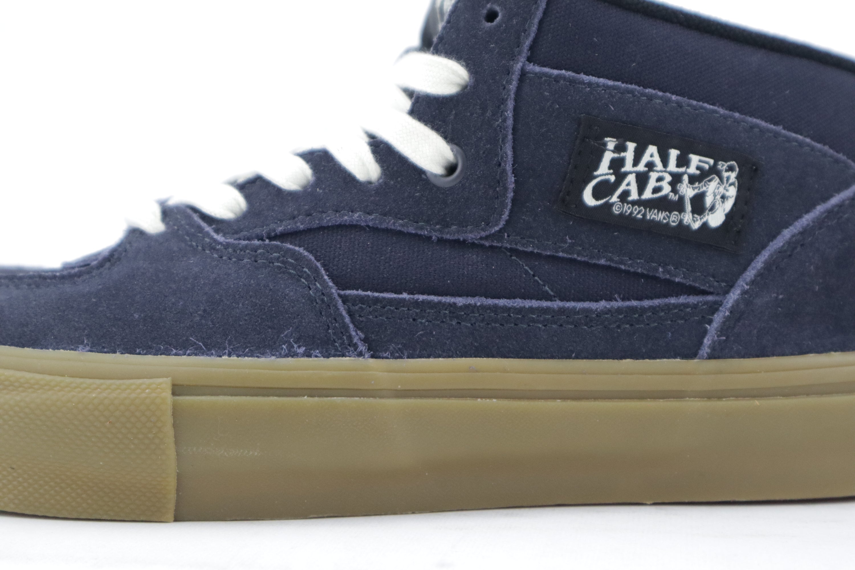 HALF CAB "NAVY GUM"