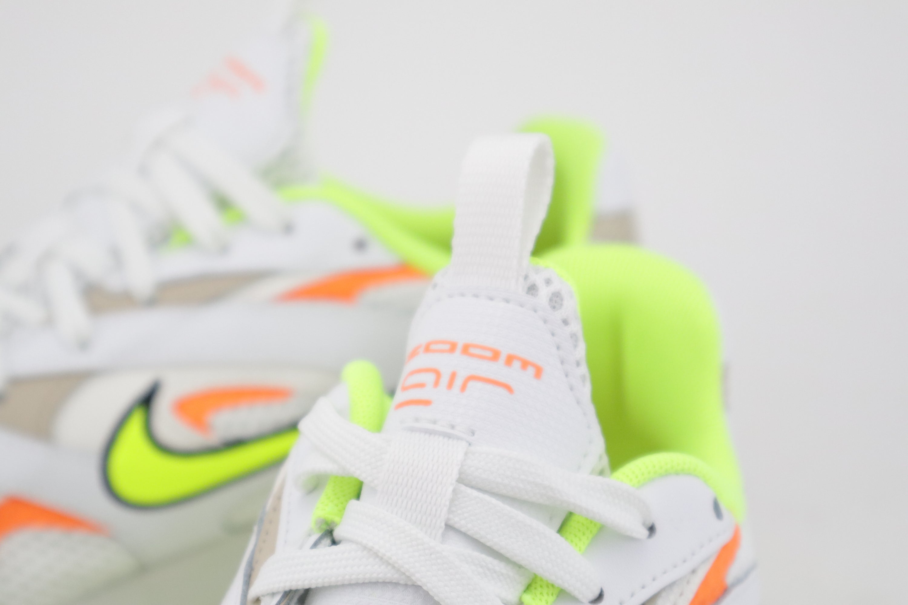 ZOOM AIR FIRE "VOLT"