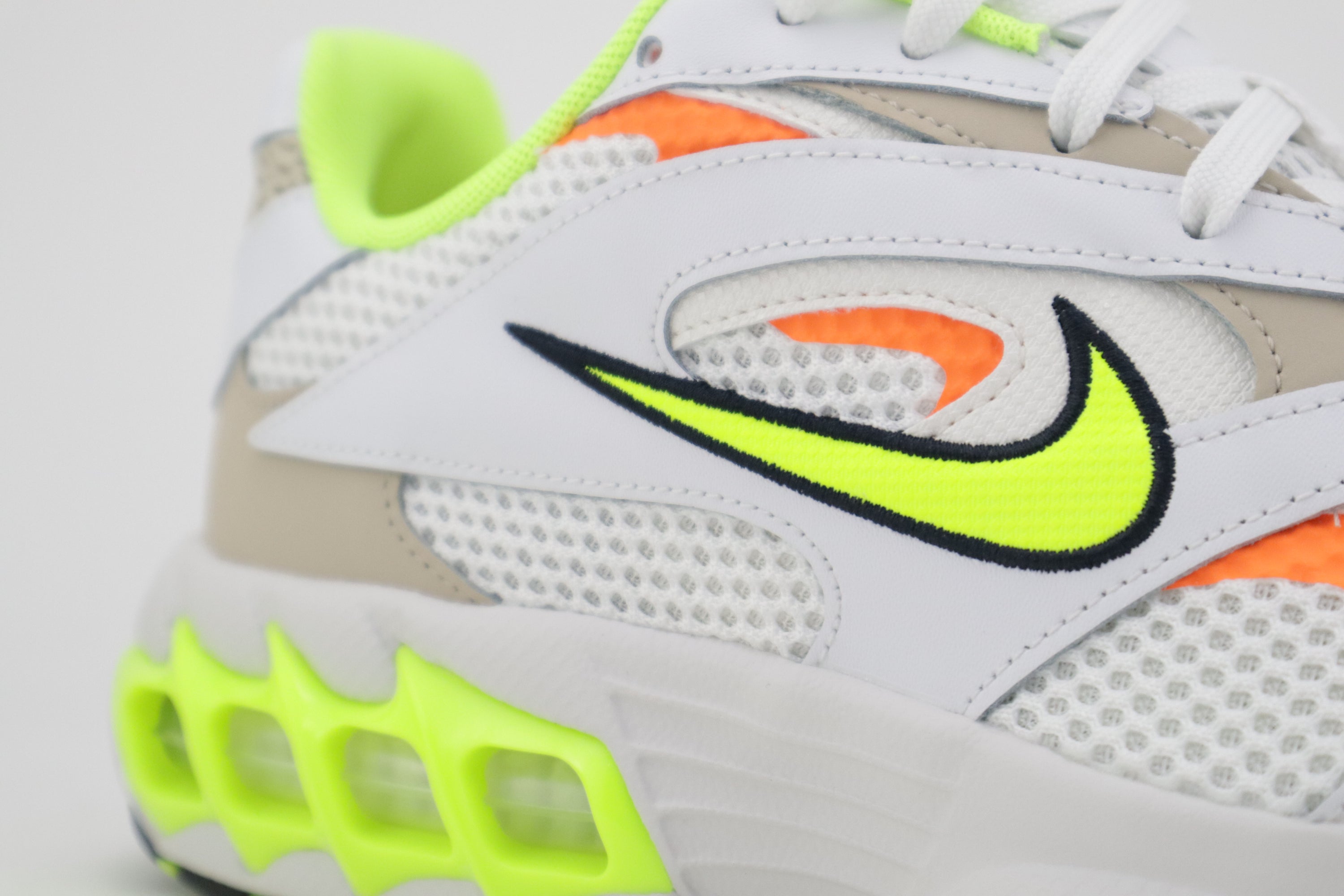 ZOOM AIR FIRE "VOLT"