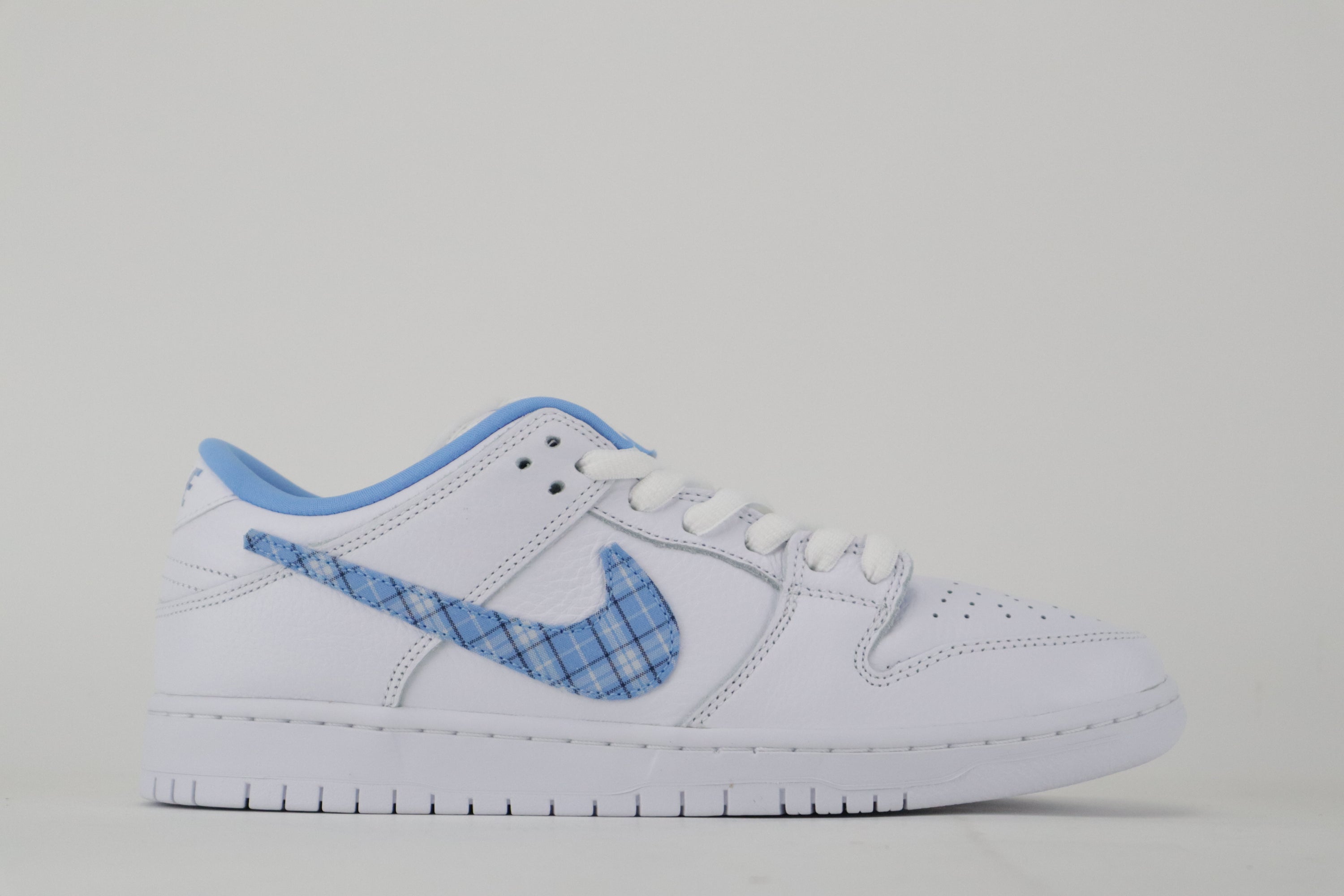 DUNK LOW PRO "NICOLE HOUSE"