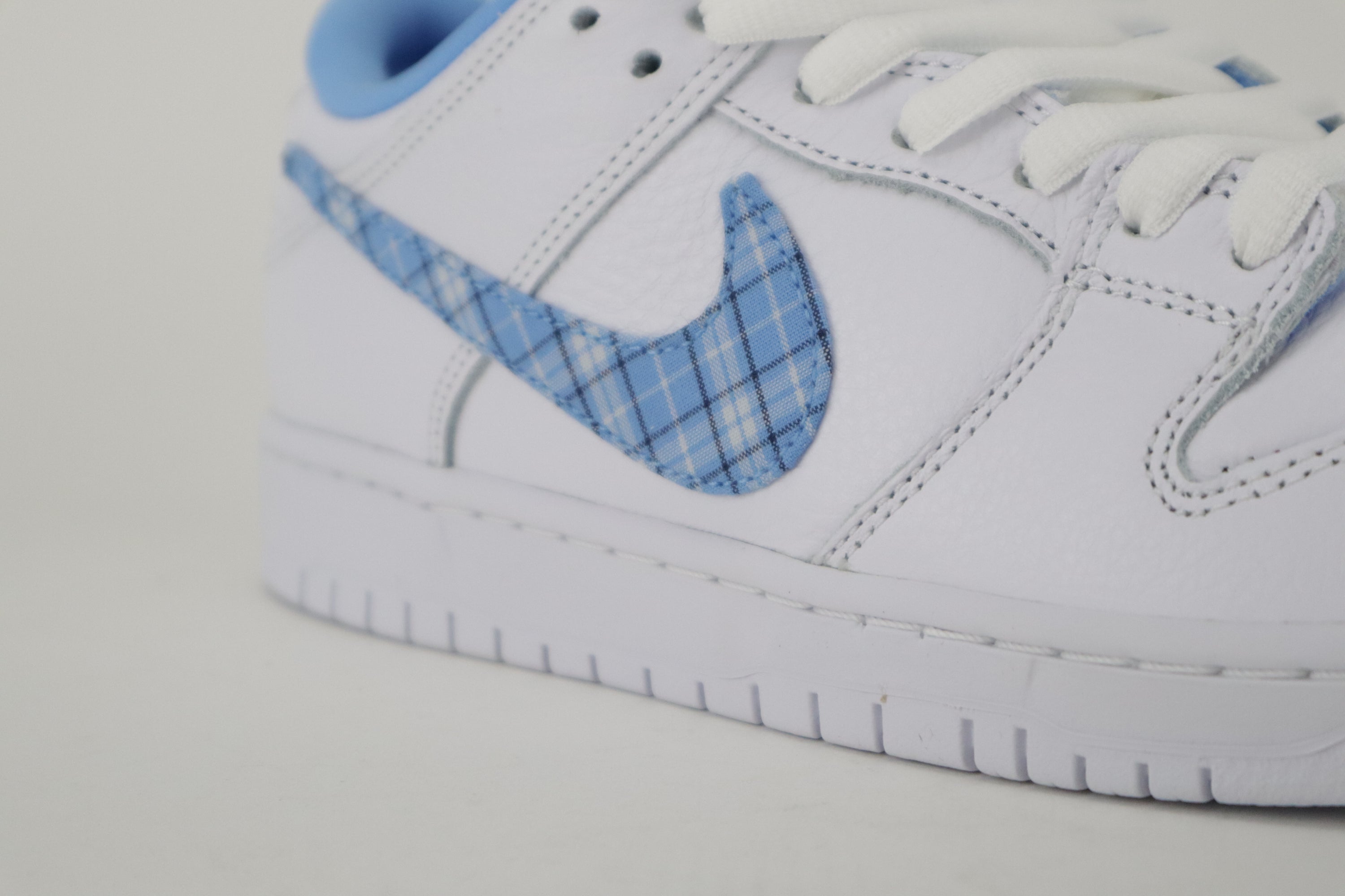 DUNK LOW PRO "NICOLE HOUSE"