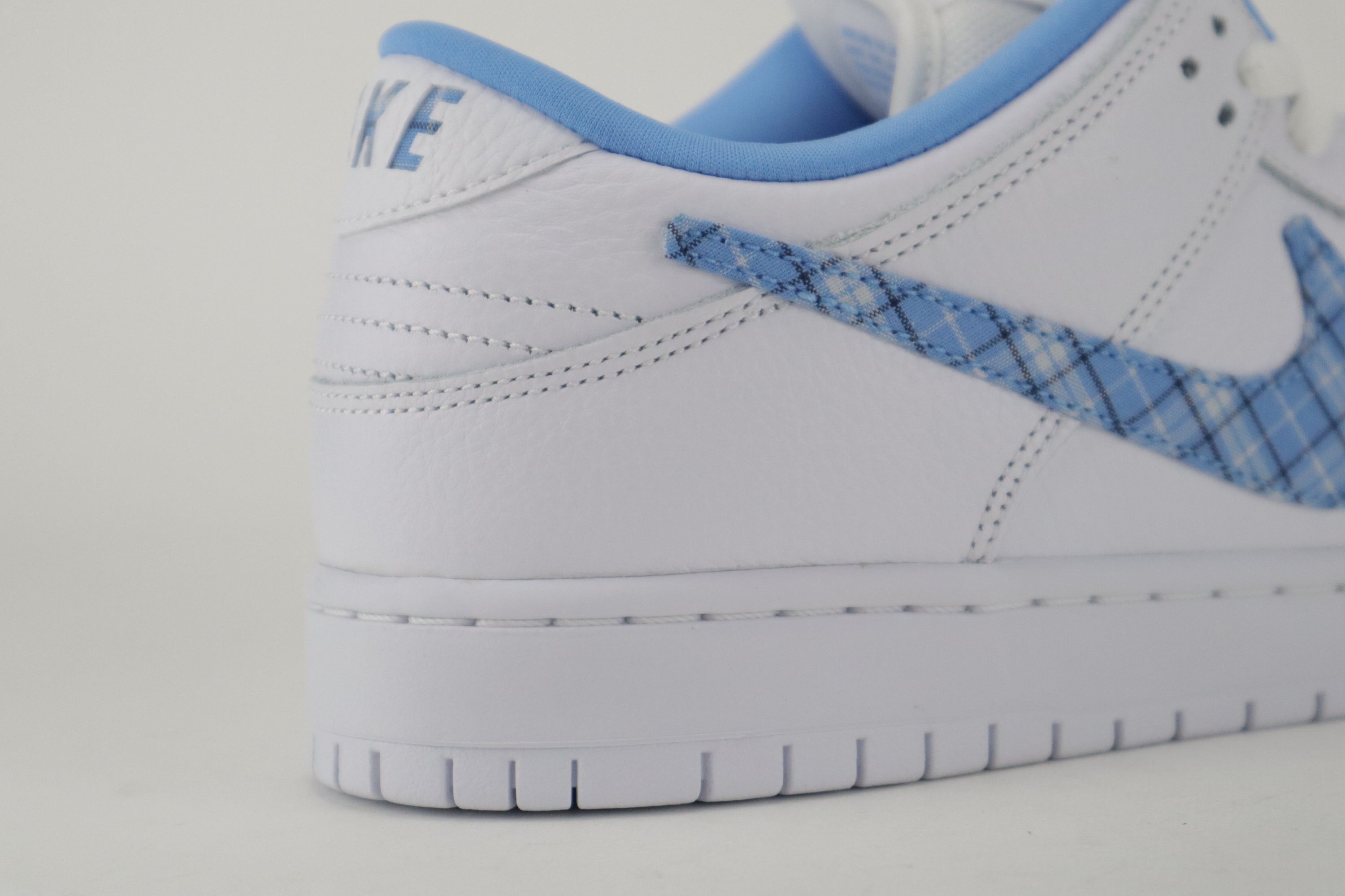 DUNK LOW PRO "NICOLE HOUSE"