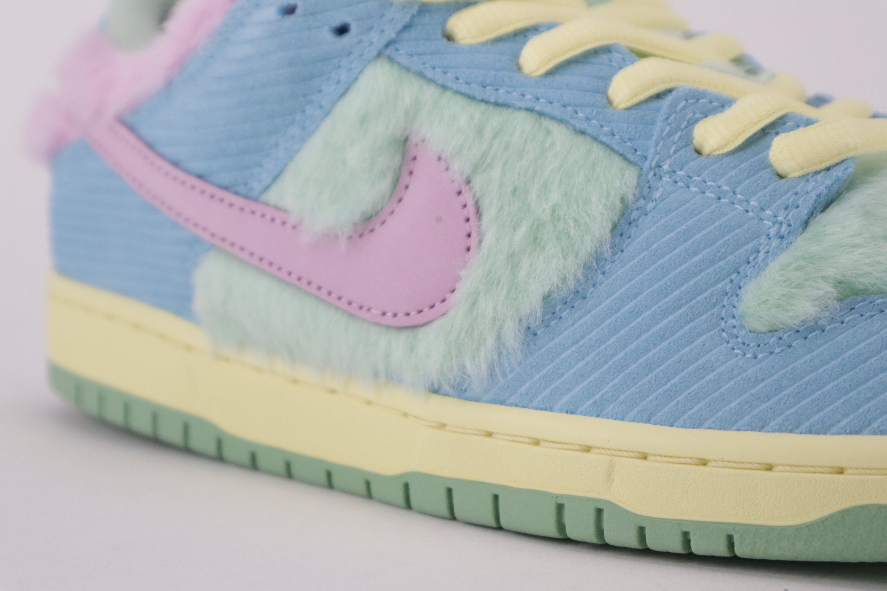 DUNK LOW PRO QS "VERDY"