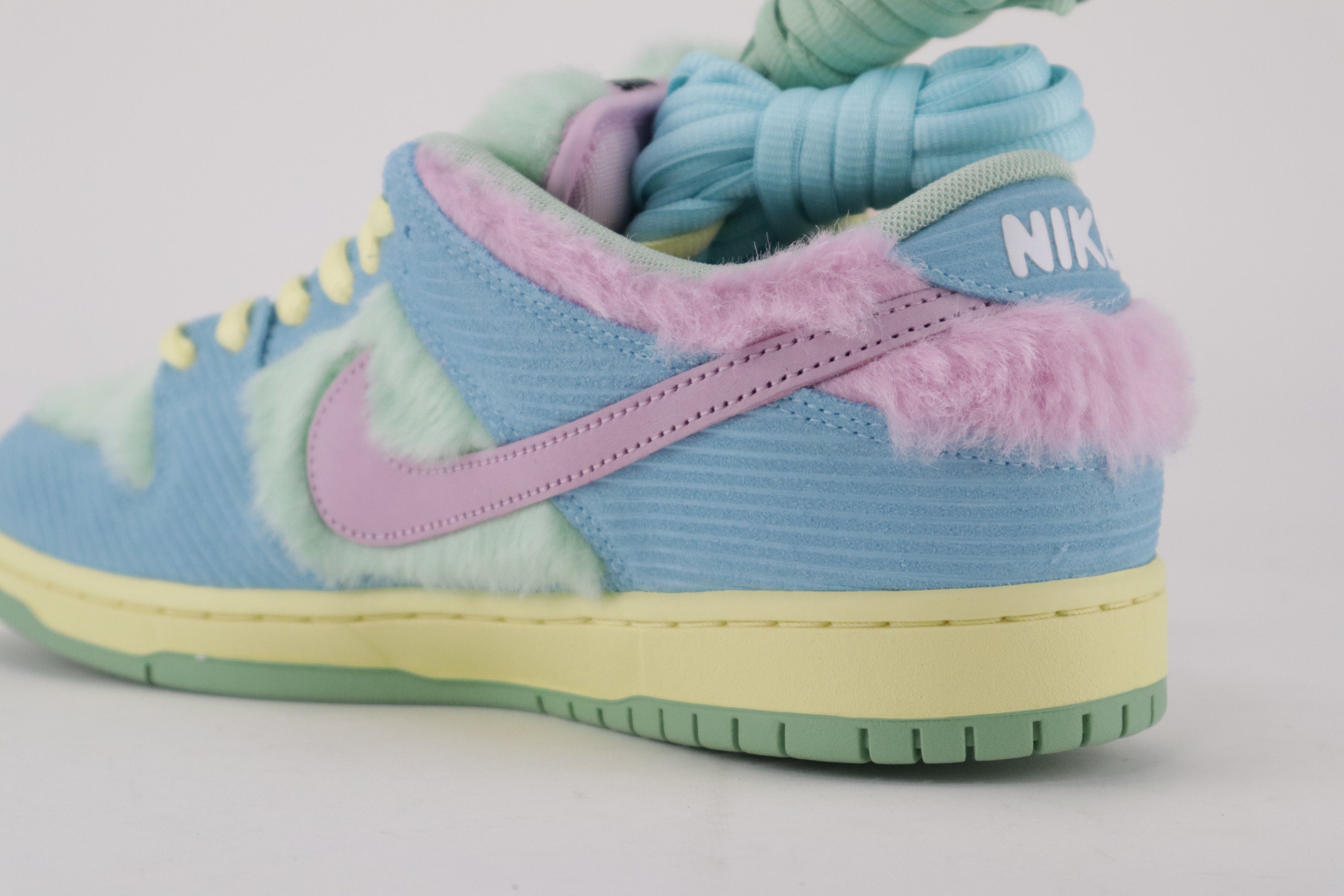 DUNK LOW PRO QS "VERDY"