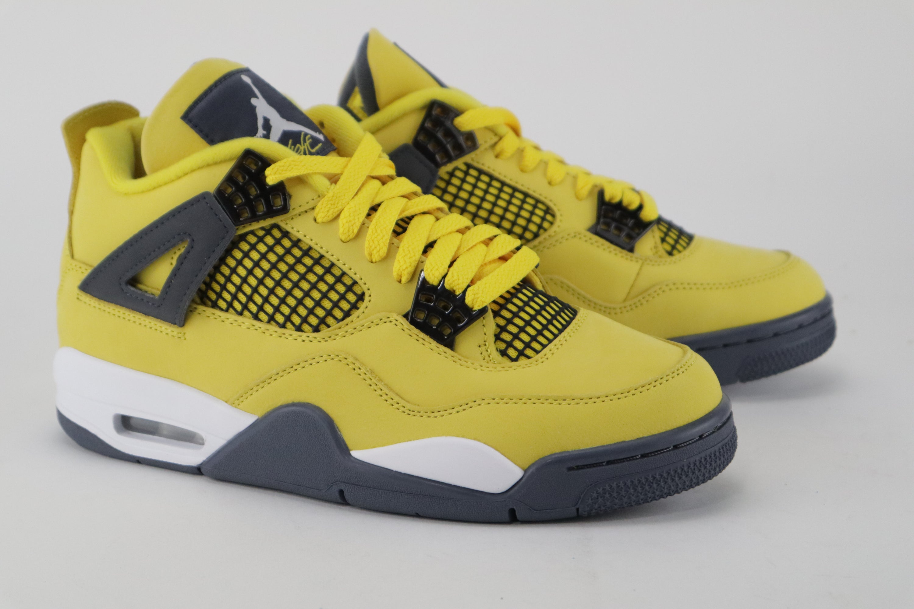 RETRO 4 "LIGHTNING" 2021