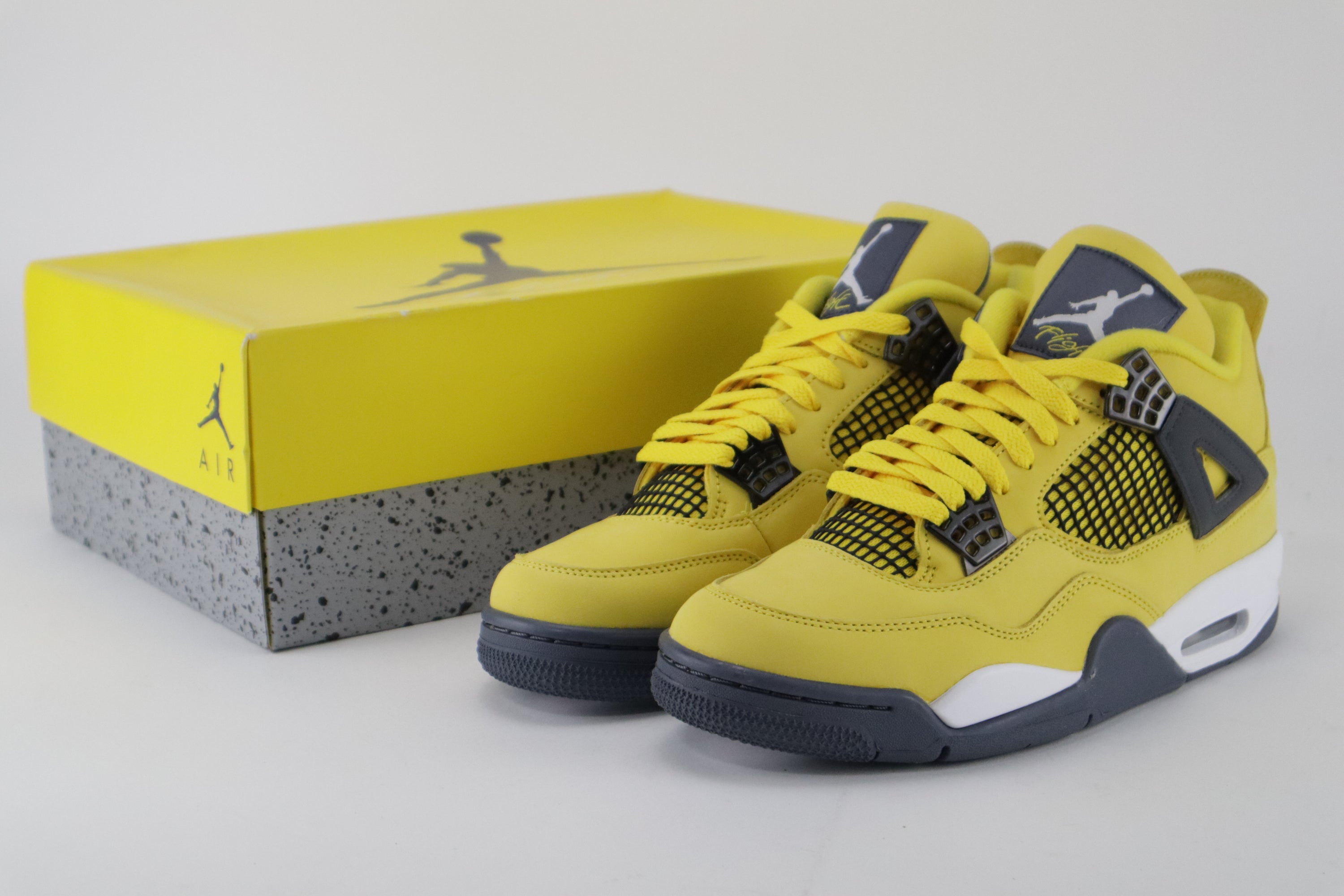 RETRO 4 "LIGHTNING" 2021