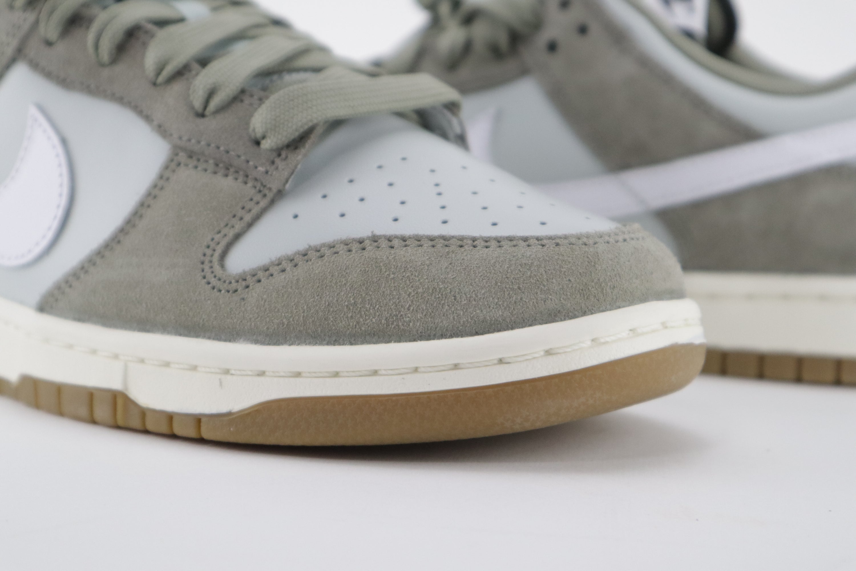 DUNK LOW RETRO SE "ARGENT/ LIGHT ARMY"