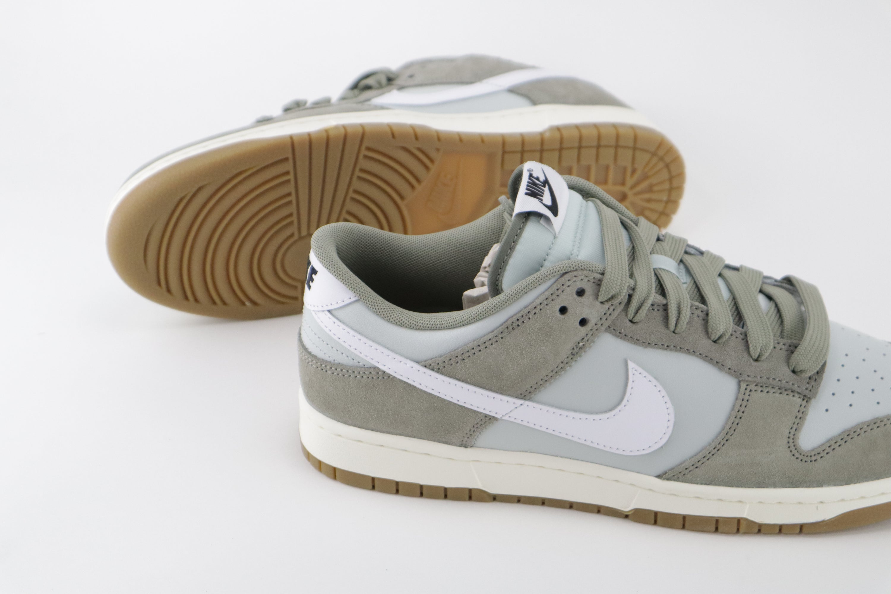 DUNK LOW RETRO SE "ARGENT/ LIGHT ARMY"