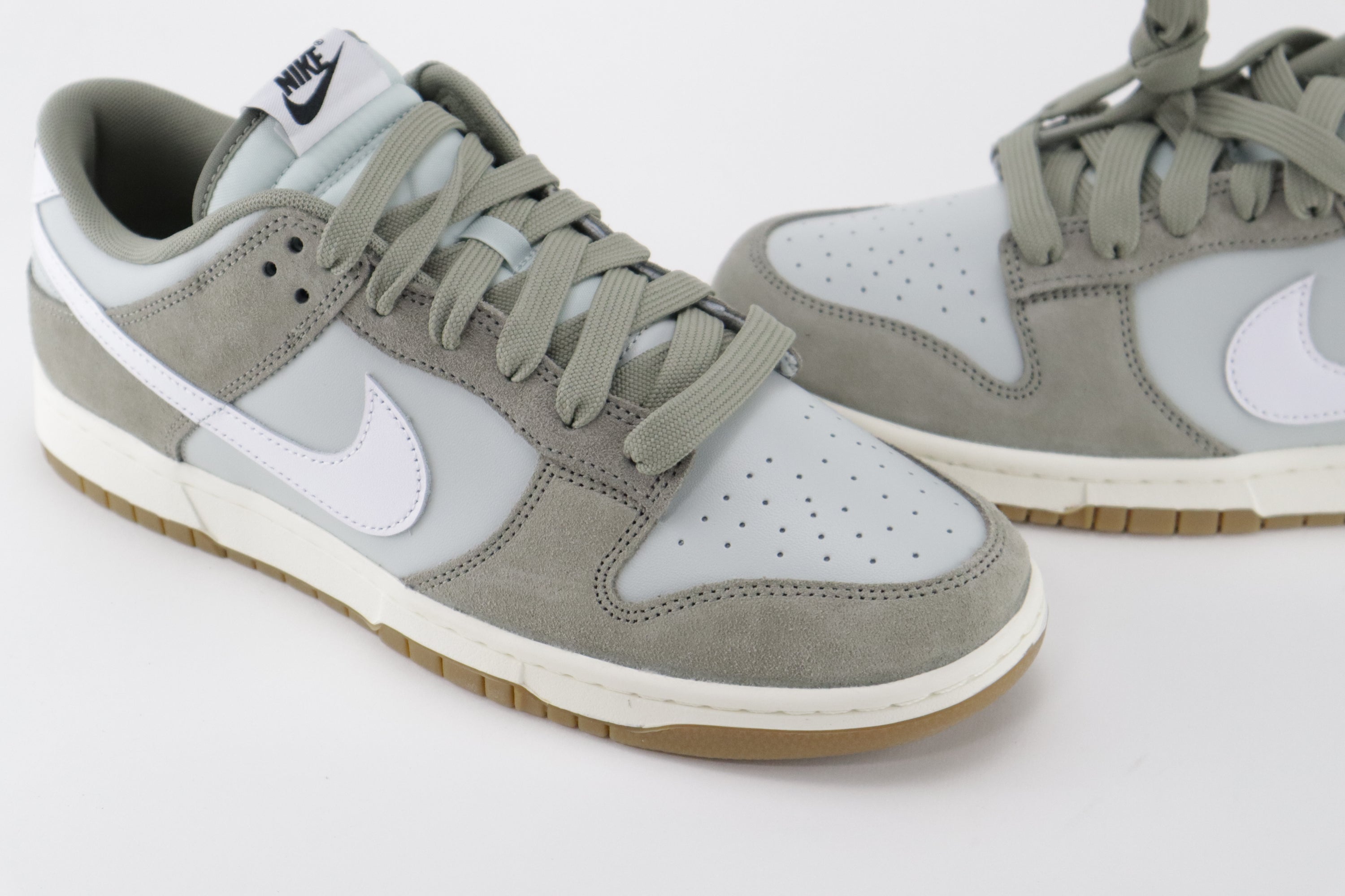 DUNK LOW RETRO SE "ARGENT/ LIGHT ARMY"