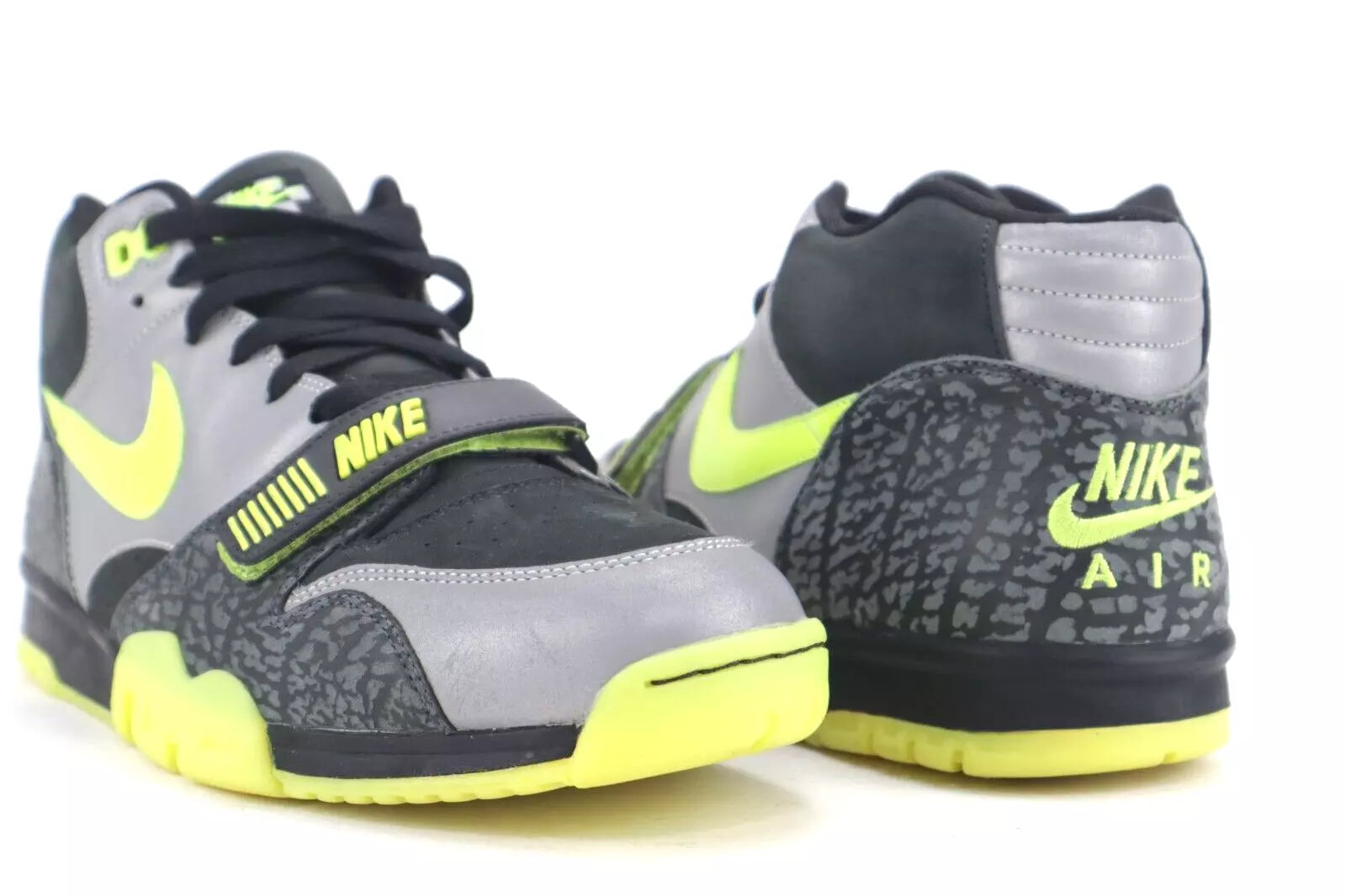 AIR TRAINER X DJ CLARK KENT "112" SAMPLE