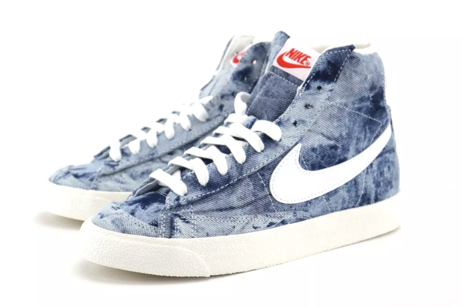 Blazer Mid '77 "Bleached Denim"