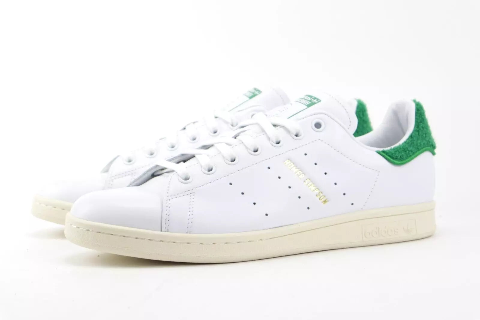 STAN SMITH X SIMPSONS "MEME"