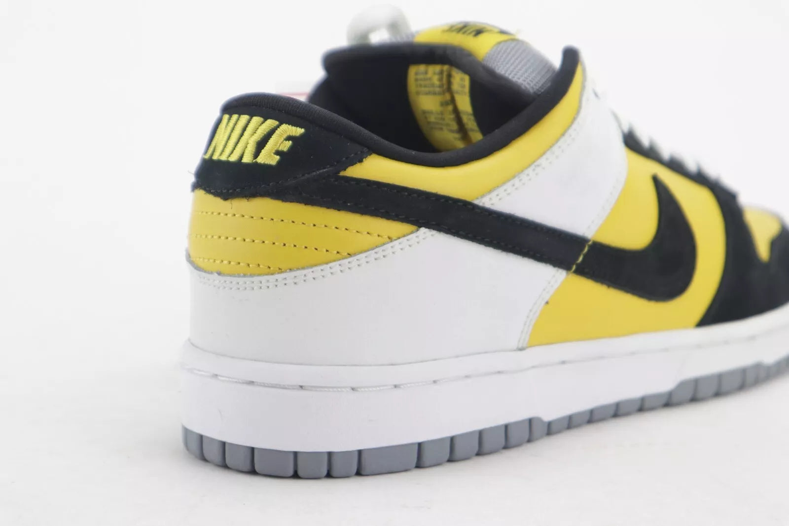 DUNK LOW SB "BIC"