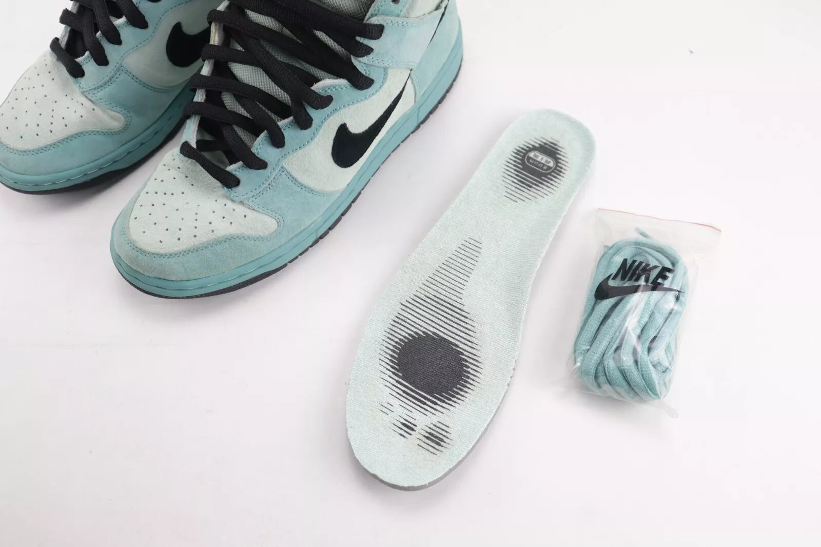 DUNK HIGH PREMIUM SB "SEA CRYSTAL"