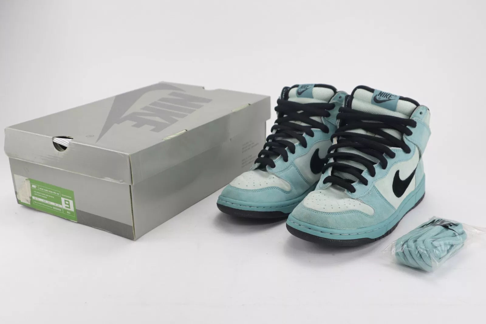 DUNK HIGH PREMIUM SB "SEA CRYSTAL"