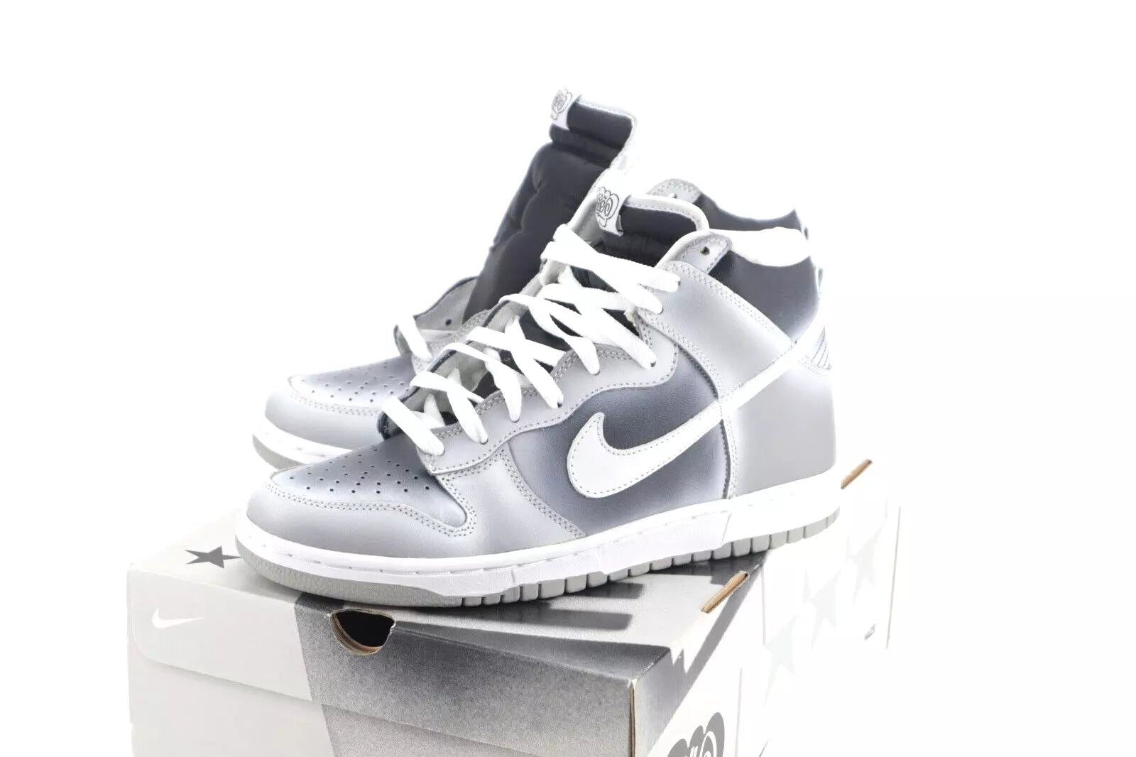 DUNK HIGH X ERIC HAZE HYPERSTRIKE (FRIENDS AND FAMILY)