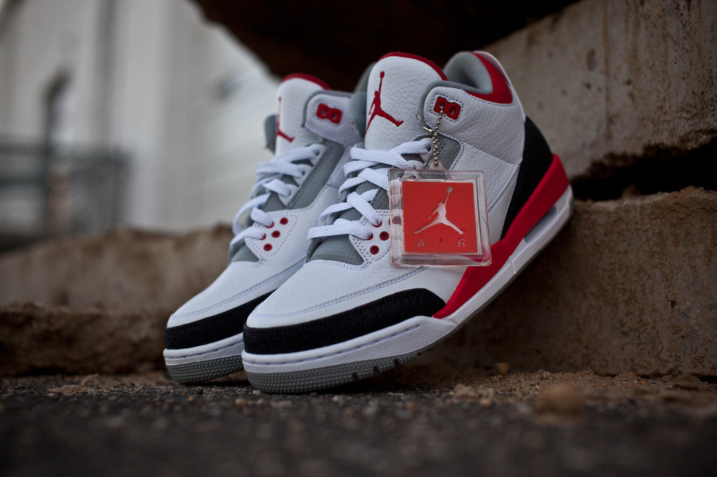 AIR JORDAN RETRO 3 "FIRE RED" 136064-120 - thesneakerspy