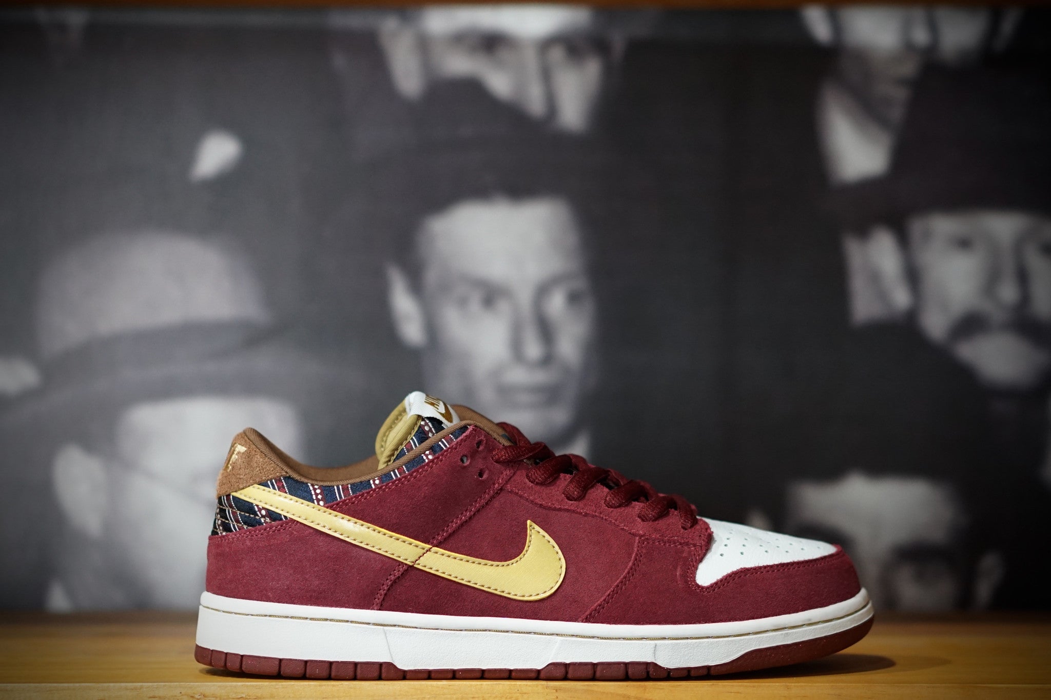 NIKE SB DUNK LOW PRO "BURGUNDY" 304292-672 - thesneakerspy