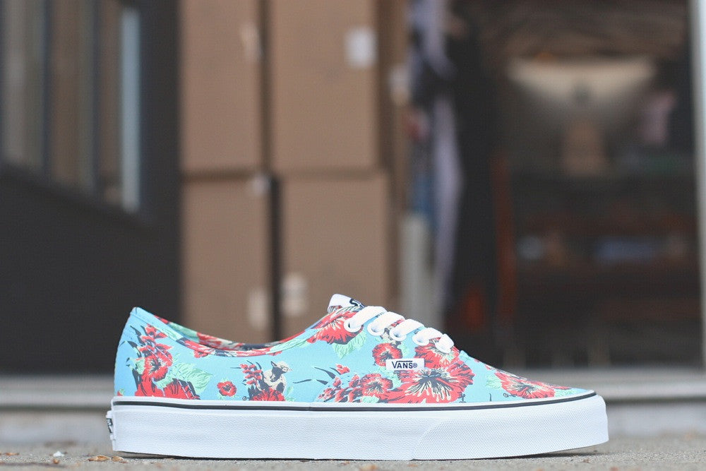 VANS AUTHENTIC X STAR WARS "ALOHA YODA" VN-0W4NDJJ - thesneakerspy