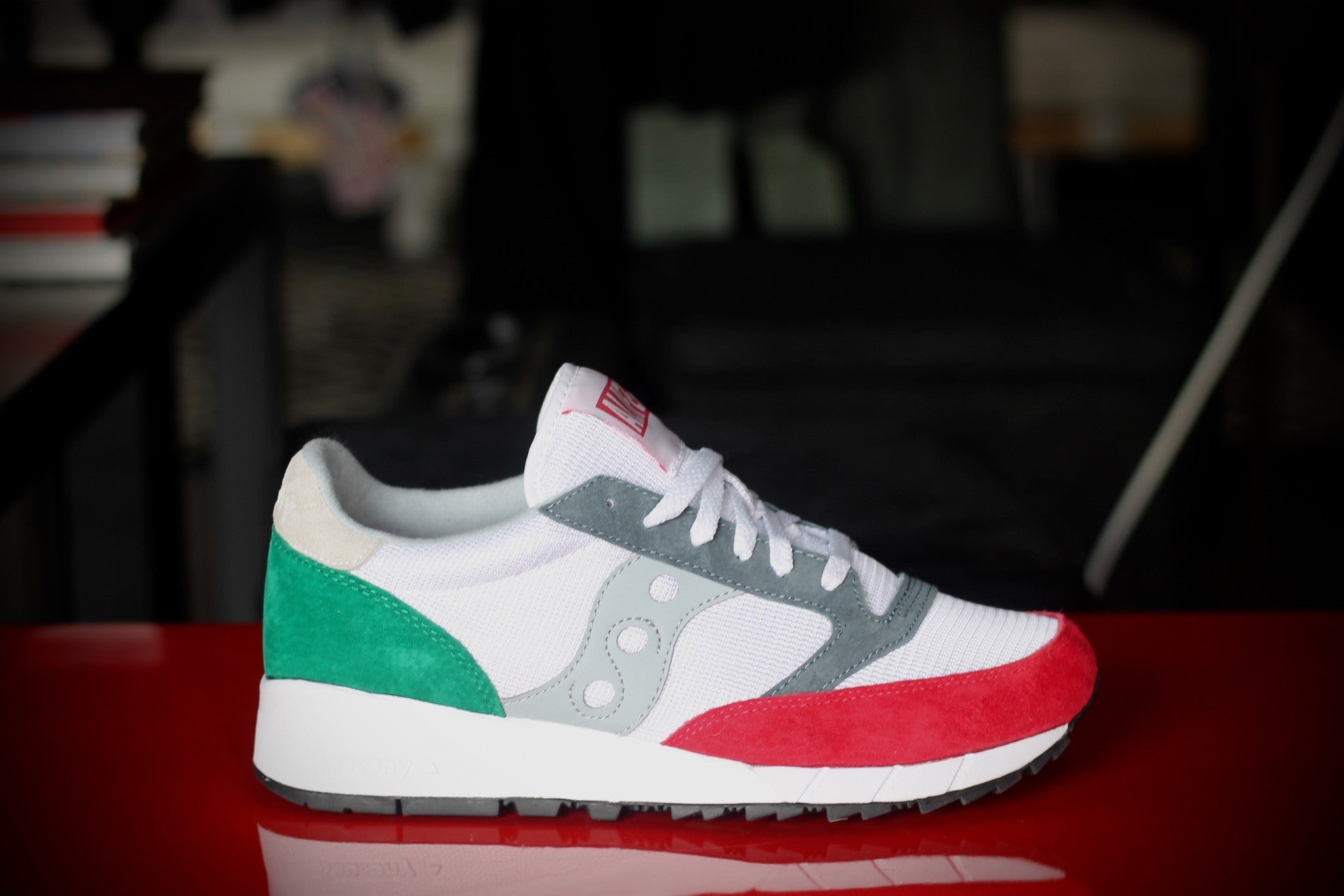 SAUCONY JAZZ 91 X ALIFE GREEN/RED SZ0252-1 - thesneakerspy