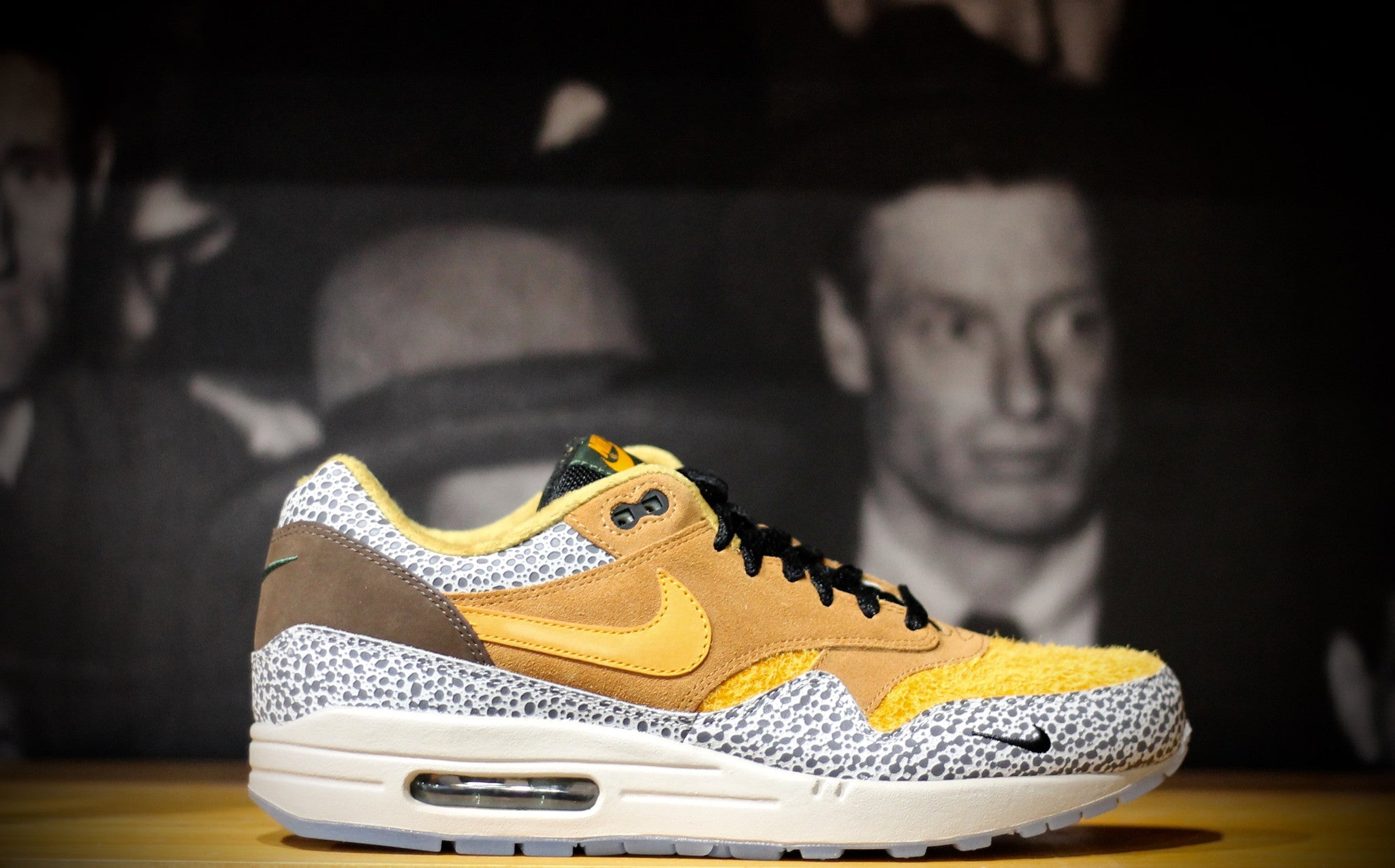 NIKE AIR MAX 1 PREMIUM QS "SAFARI" 665873 200 - thesneakerspy