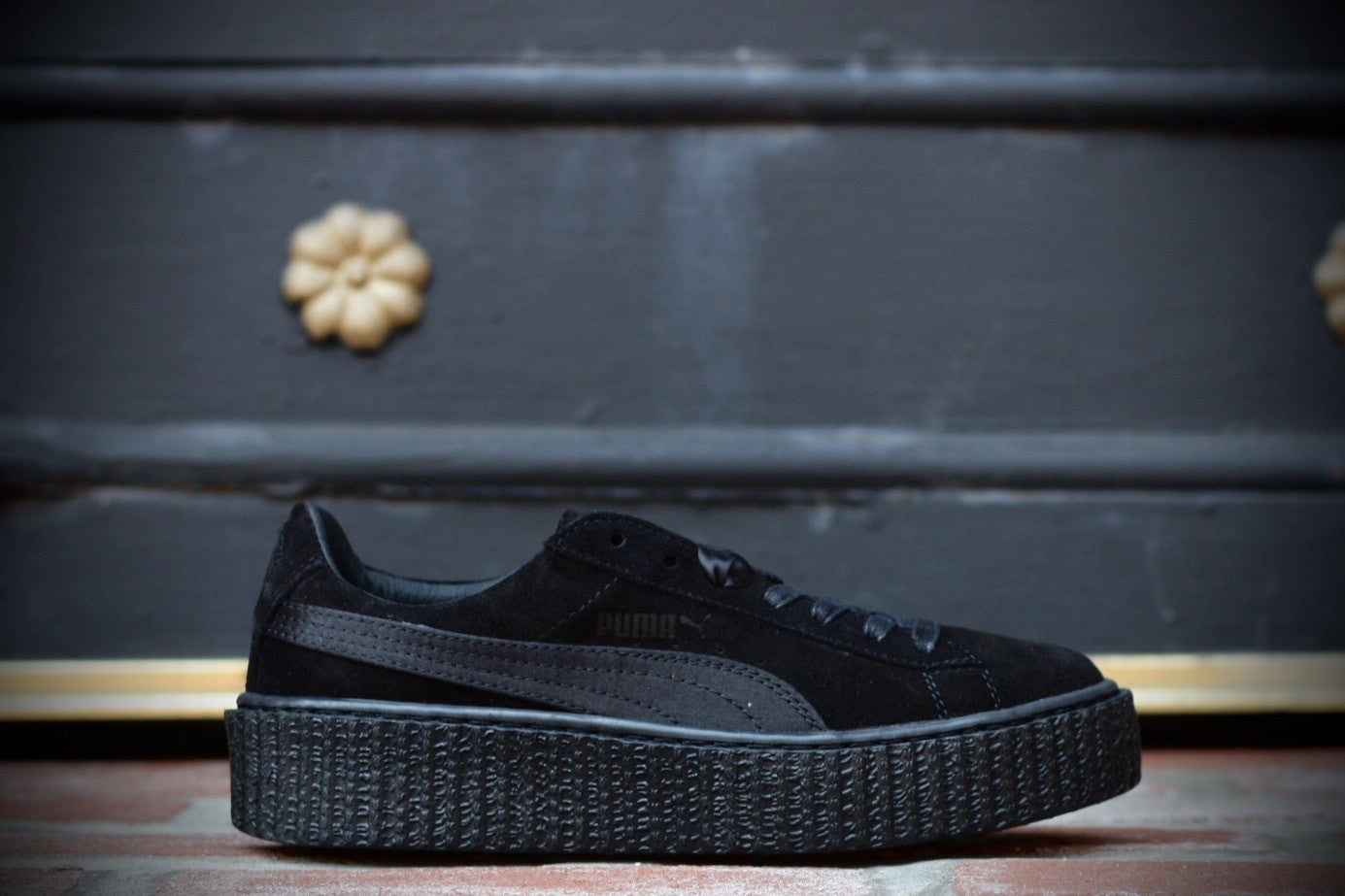 PUMA X RIHANNA SUEDE CREEPER "BLACK" - thesneakerspy