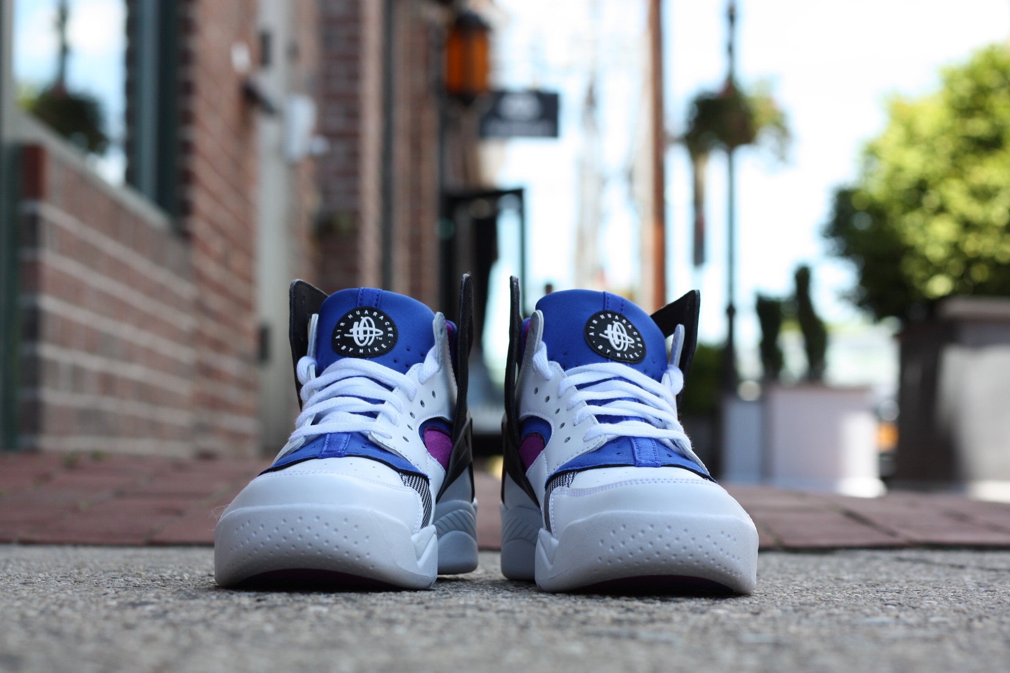 NIKE AIR FLIGHT HUARACHE PRM QS 686203-100 - thesneakerspy