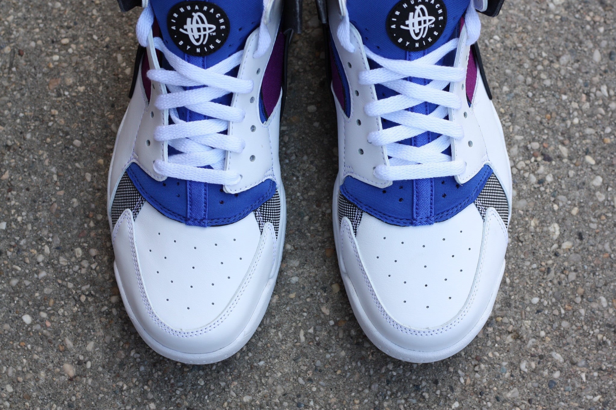 NIKE AIR FLIGHT HUARACHE PRM QS 686203-100 - thesneakerspy