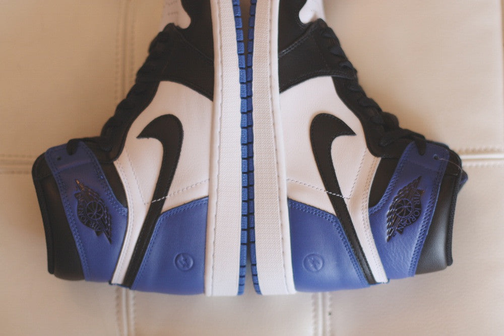 AIR JORDAN RETRO 1 "FRAGMENT" 716371 040 - thesneakerspy