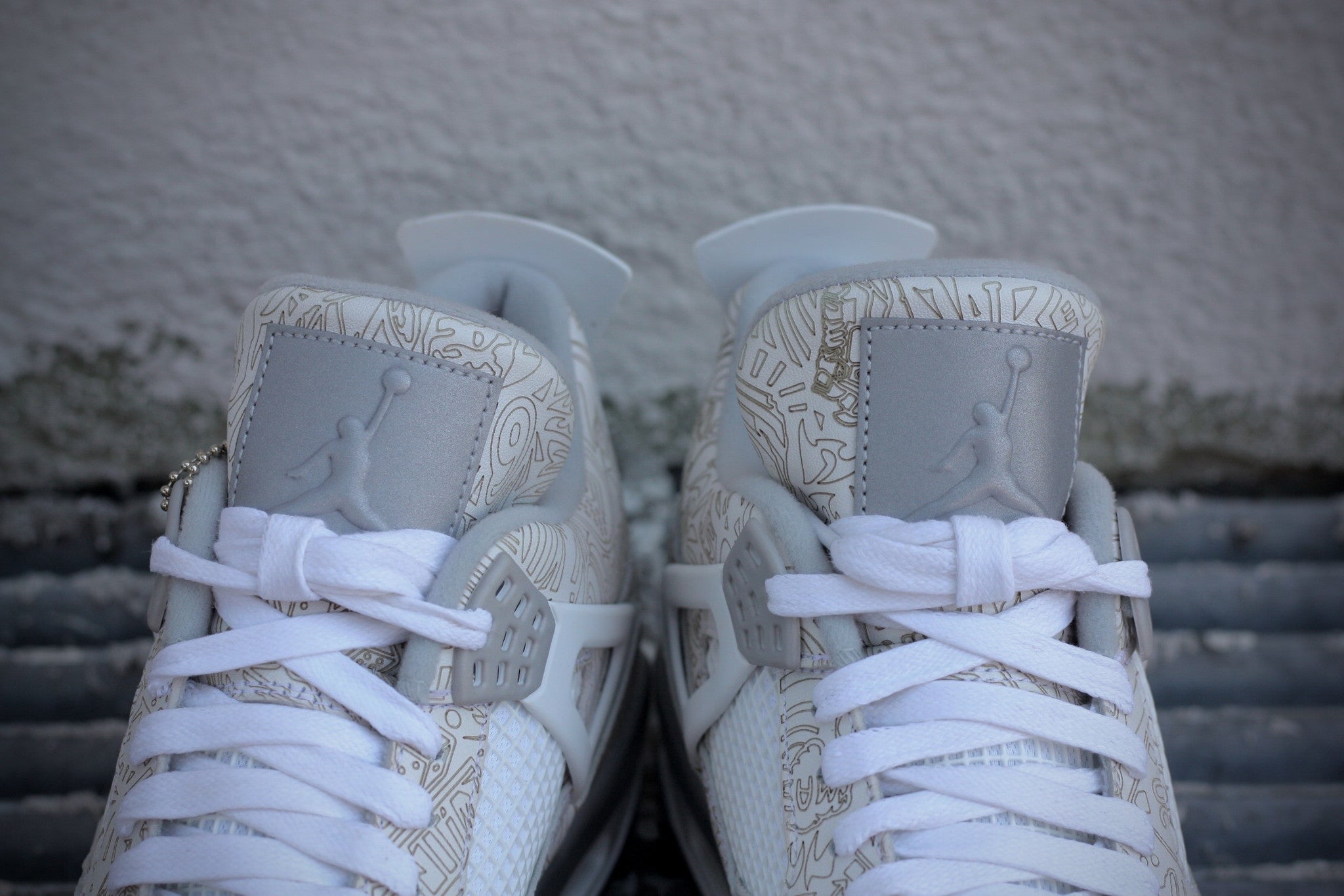 AIR JORDAN RETRO 4 "LASER" 705333-105 - thesneakerspy