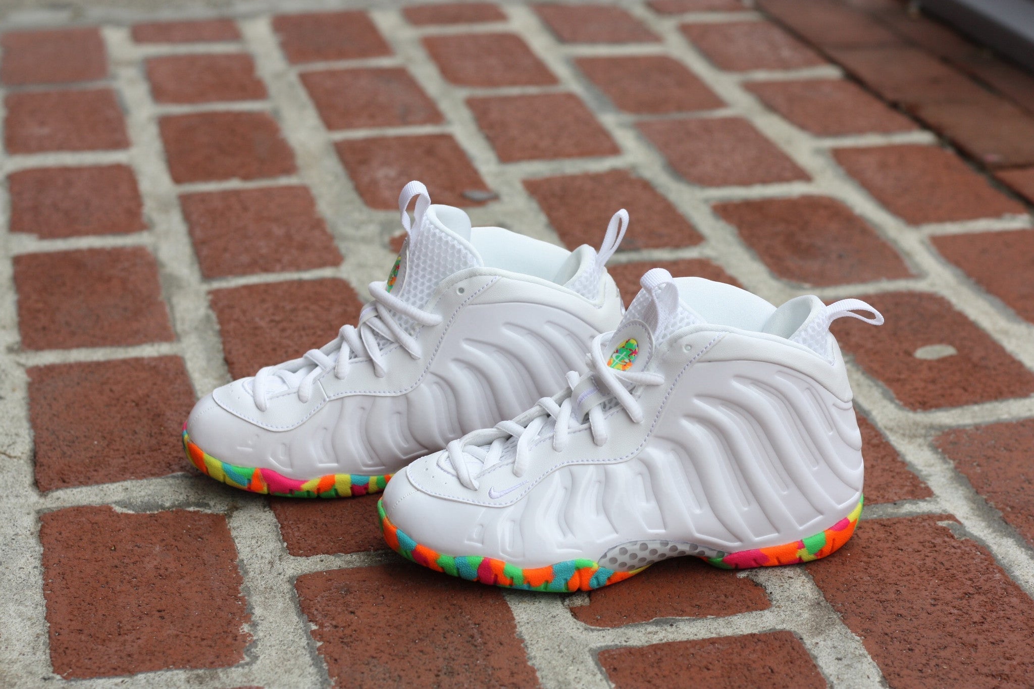 NIKE LITTLE POSITE PS "FRUITY PEBBLES" 723946-100 - thesneakerspy