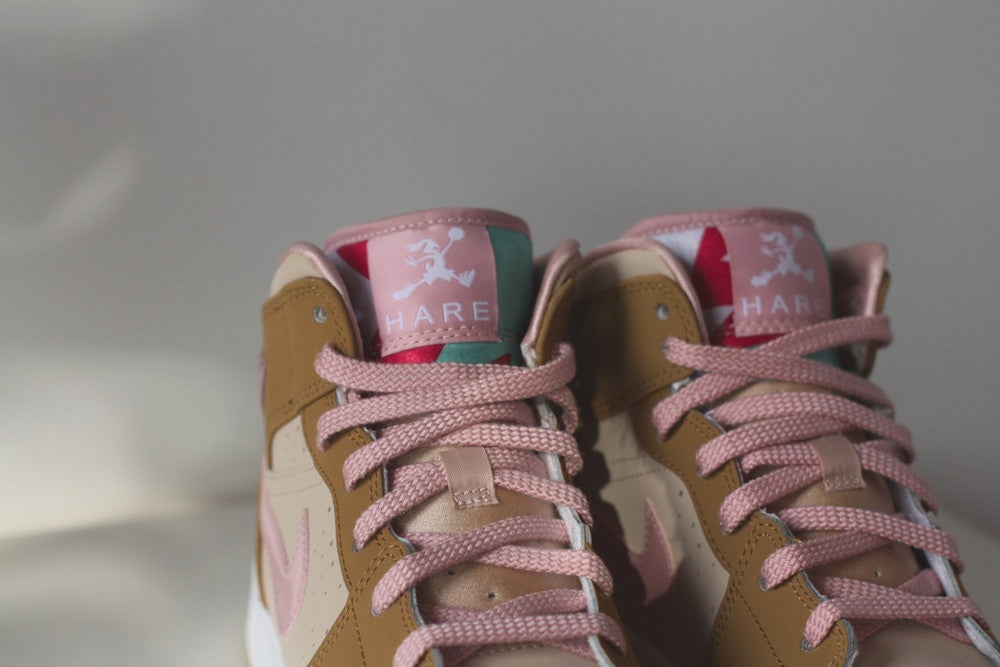 AIR JORDAN RETRO 1 "LOLA BUNNY" GS 724072 730 - thesneakerspy