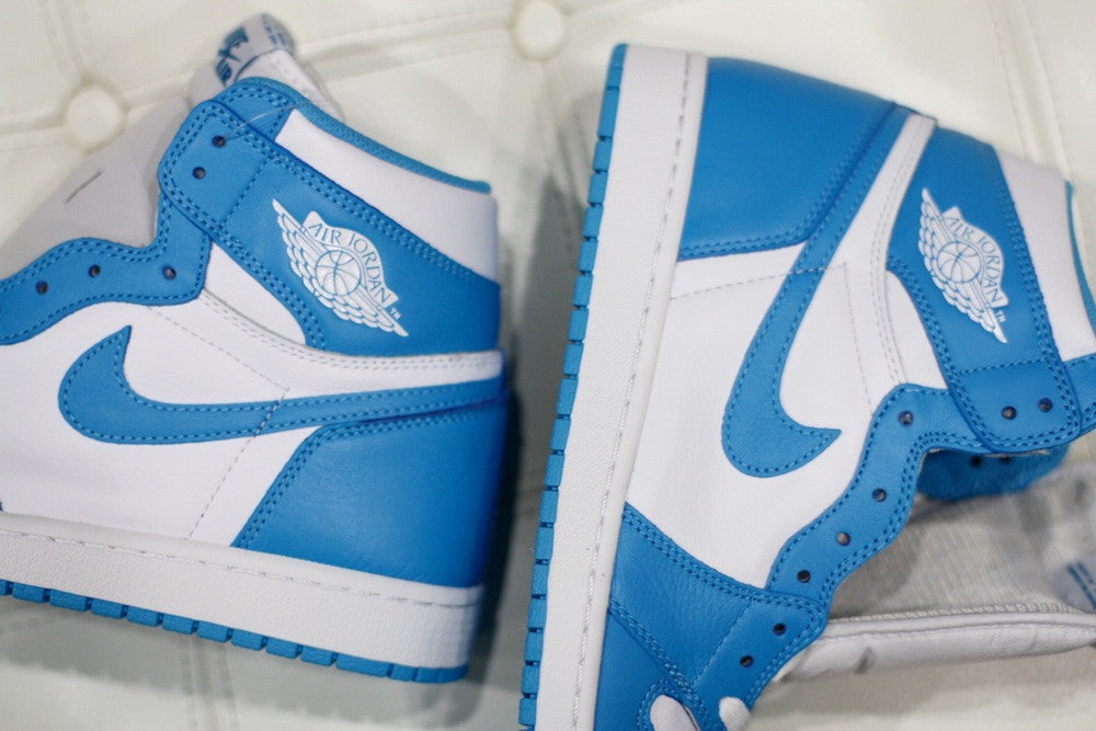 AIR JORDAN RETRO 1 HI OG "UNC" 555088 117 - thesneakerspy