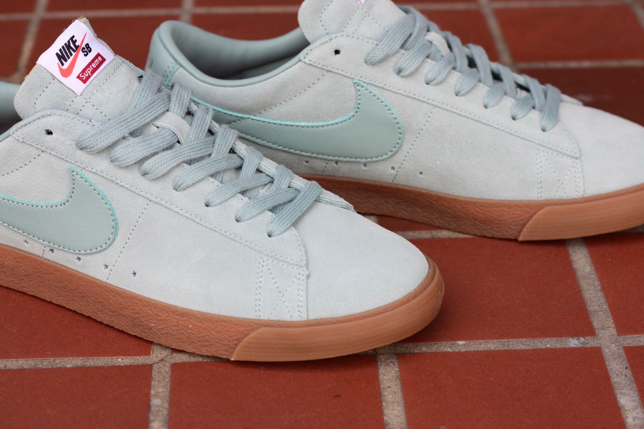 NIKE SB BLAZER LOW X SUPREME "SEAFOAM" - thesneakerspy