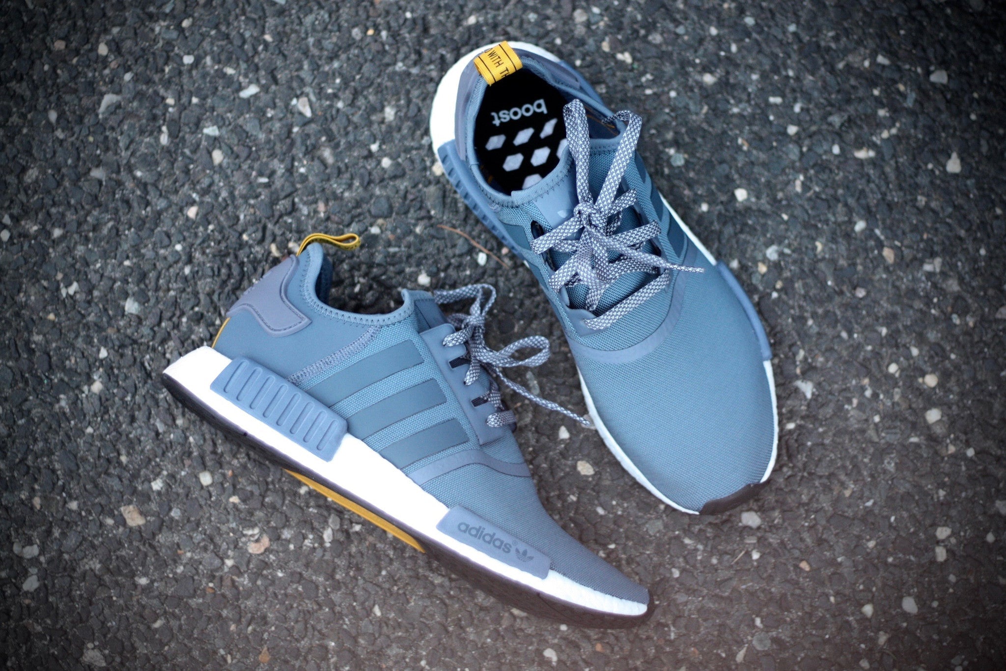 ADIDAS NMD-R1 INK BLUE / MINT YELLOW S31515 - thesneakerspy