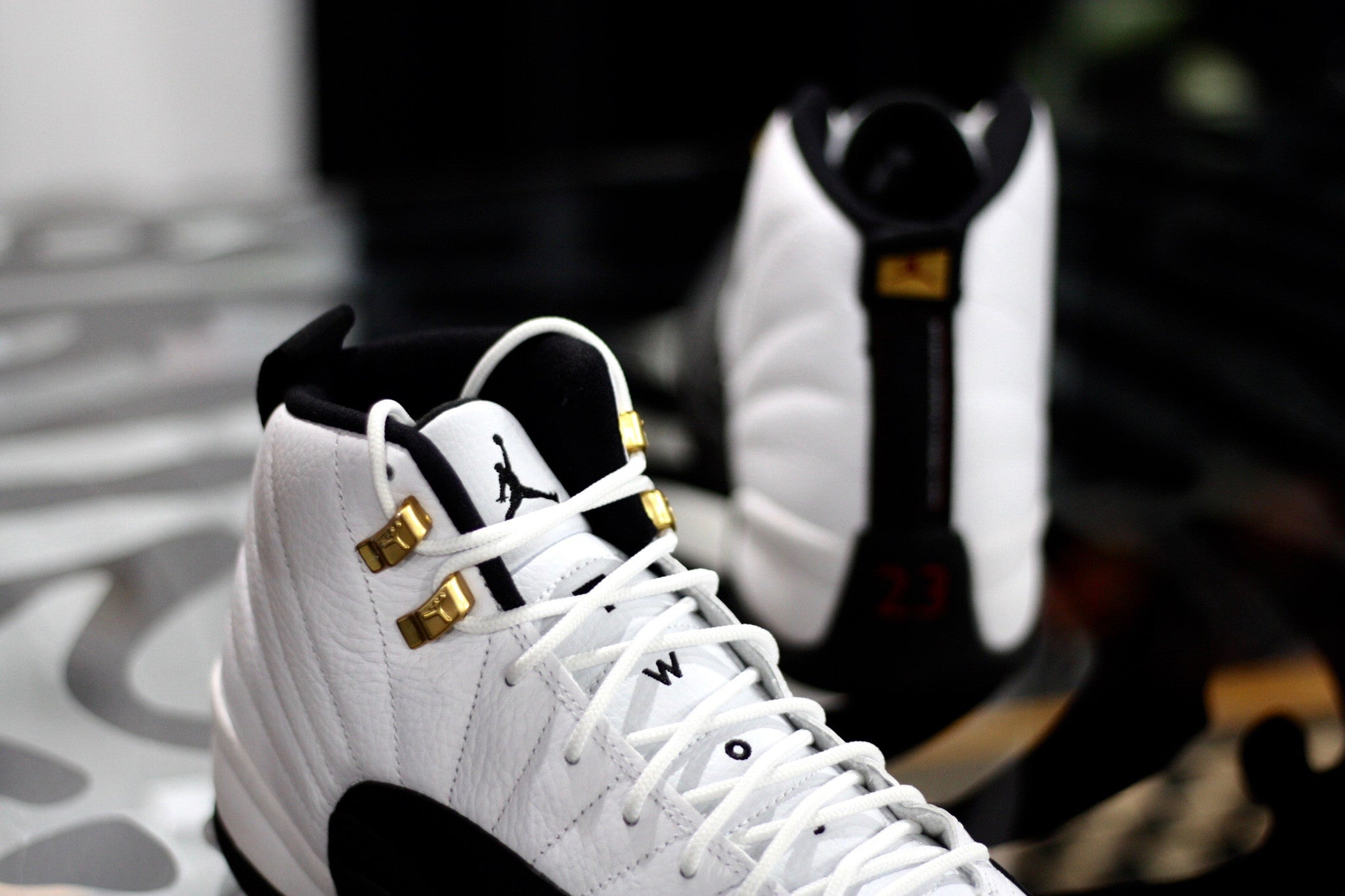 AIR JORDAN RETRO 12 "TAXI" 130690 125 2013 - thesneakerspy