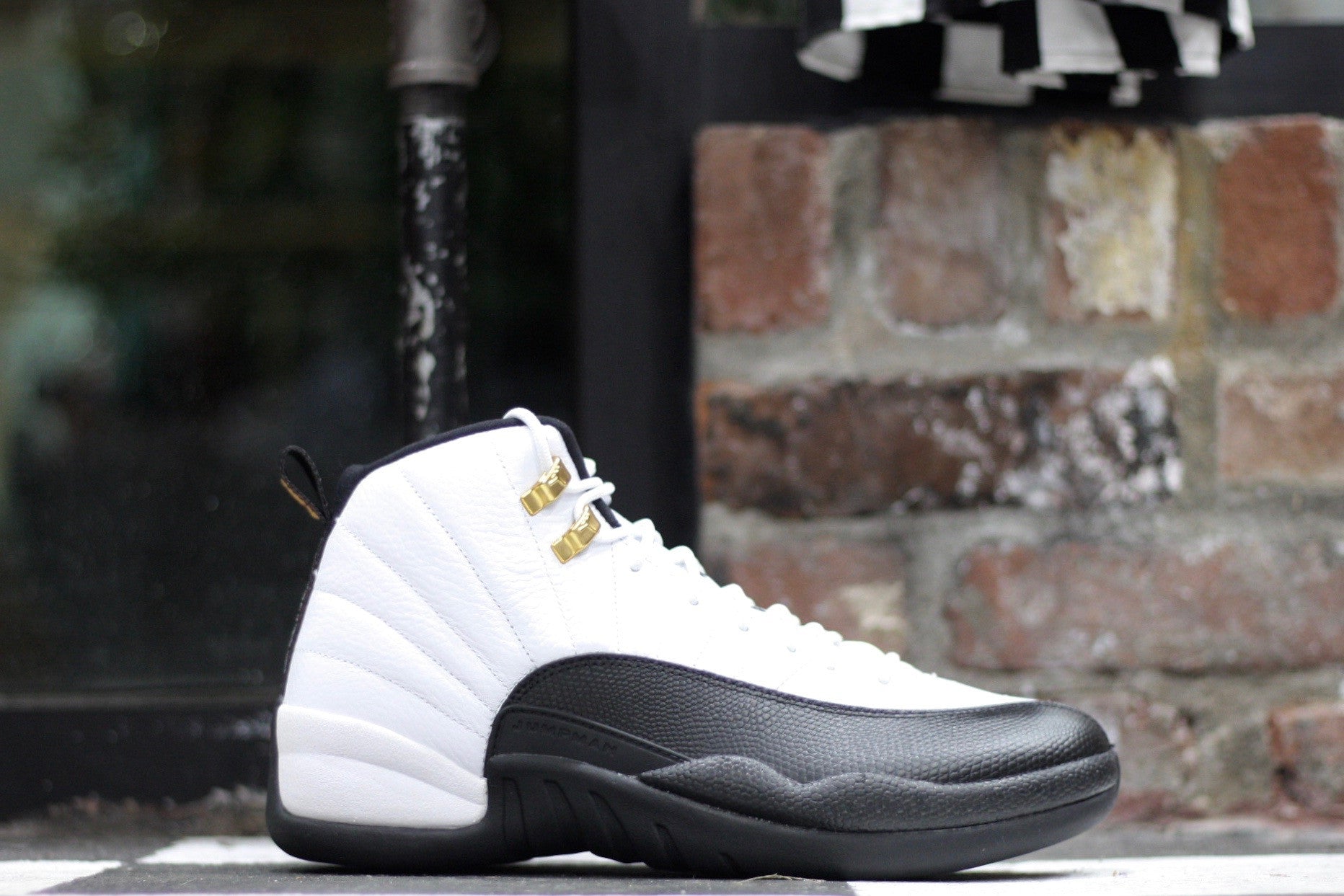 AIR JORDAN RETRO 12 "TAXI" 130690 125 2013 - thesneakerspy