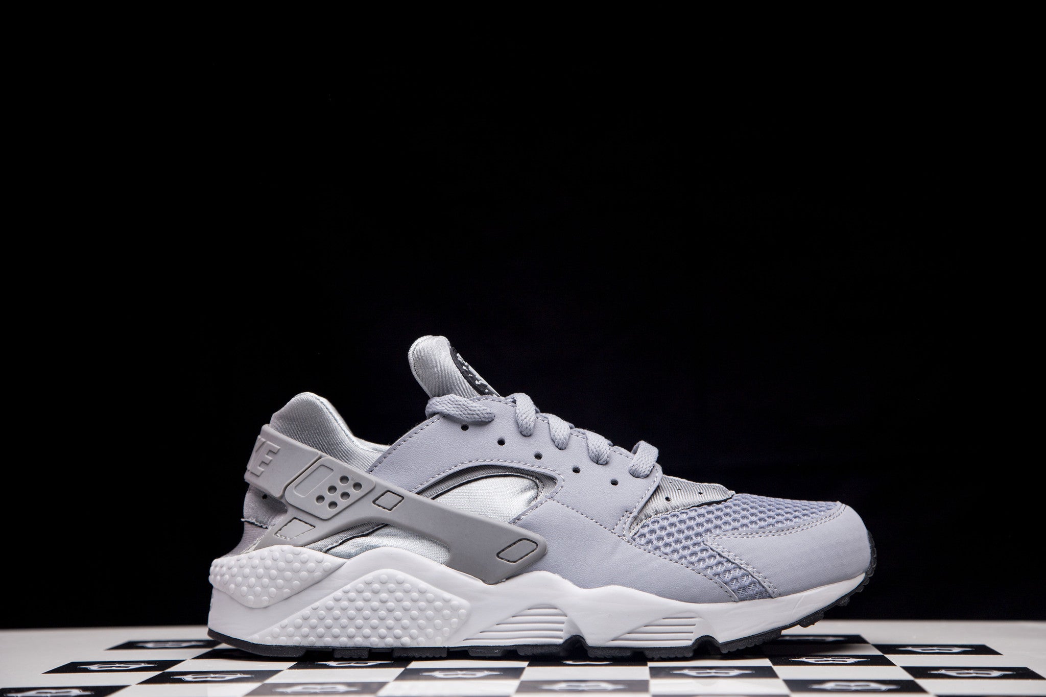 NIKE AIR HUARACHE 318429 014 - thesneakerspy