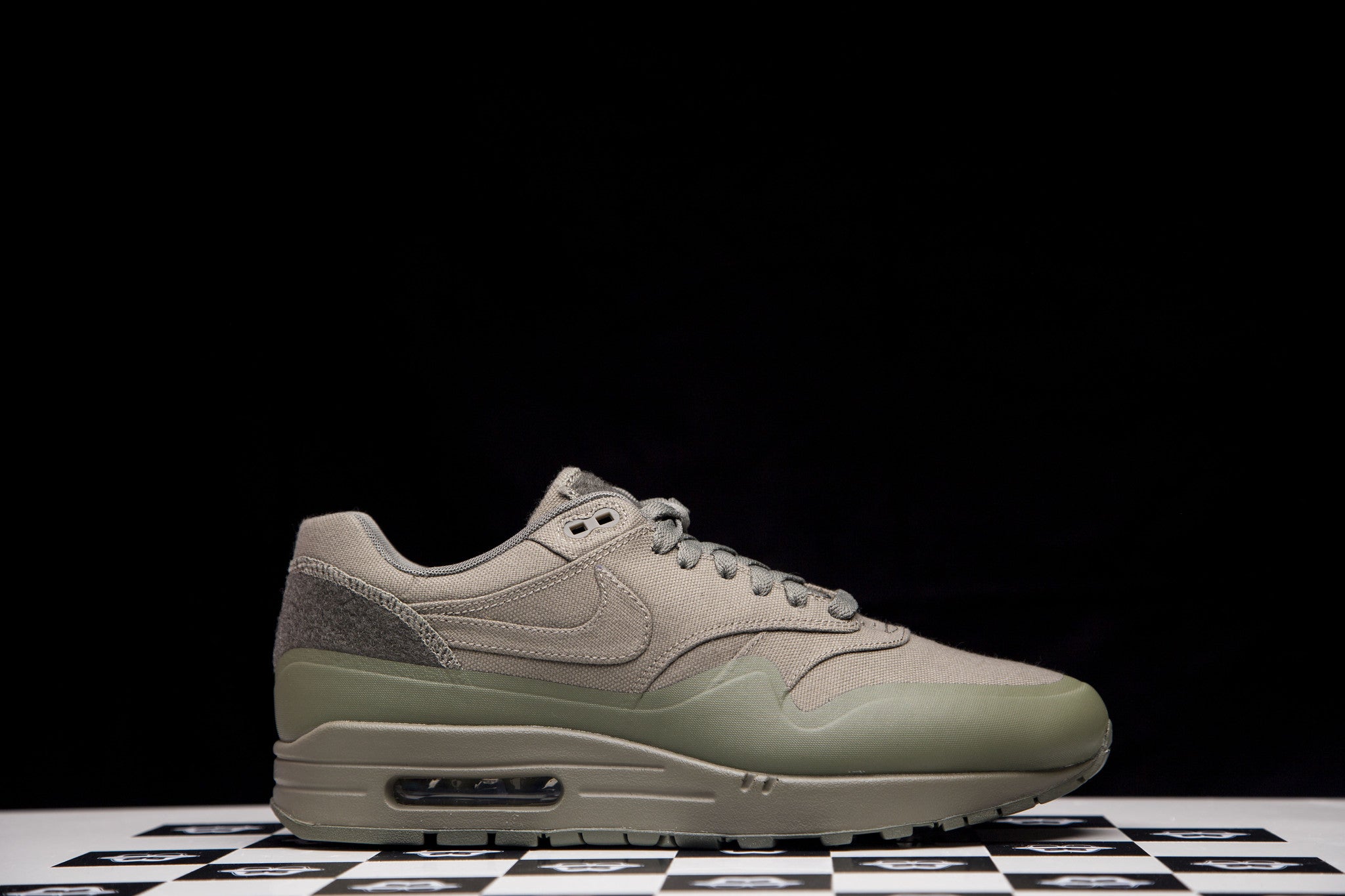 NIKE AIR MAX 1 V SP "STEAL GREEN PATCH" 704901 300 - thesneakerspy