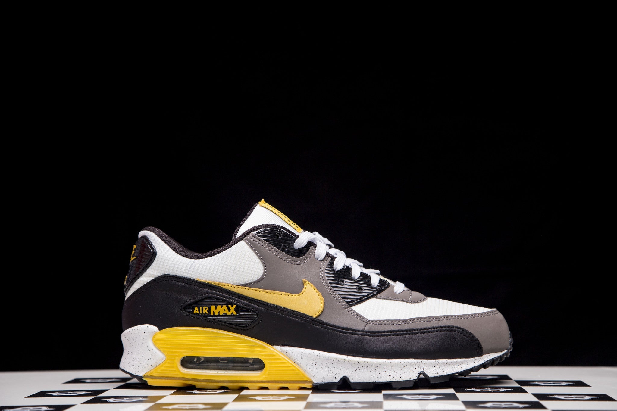 NIKE AIR MAX 90 PREMIUM TZ LAF "LIVESTRONG" 327446 171 - thesneakerspy